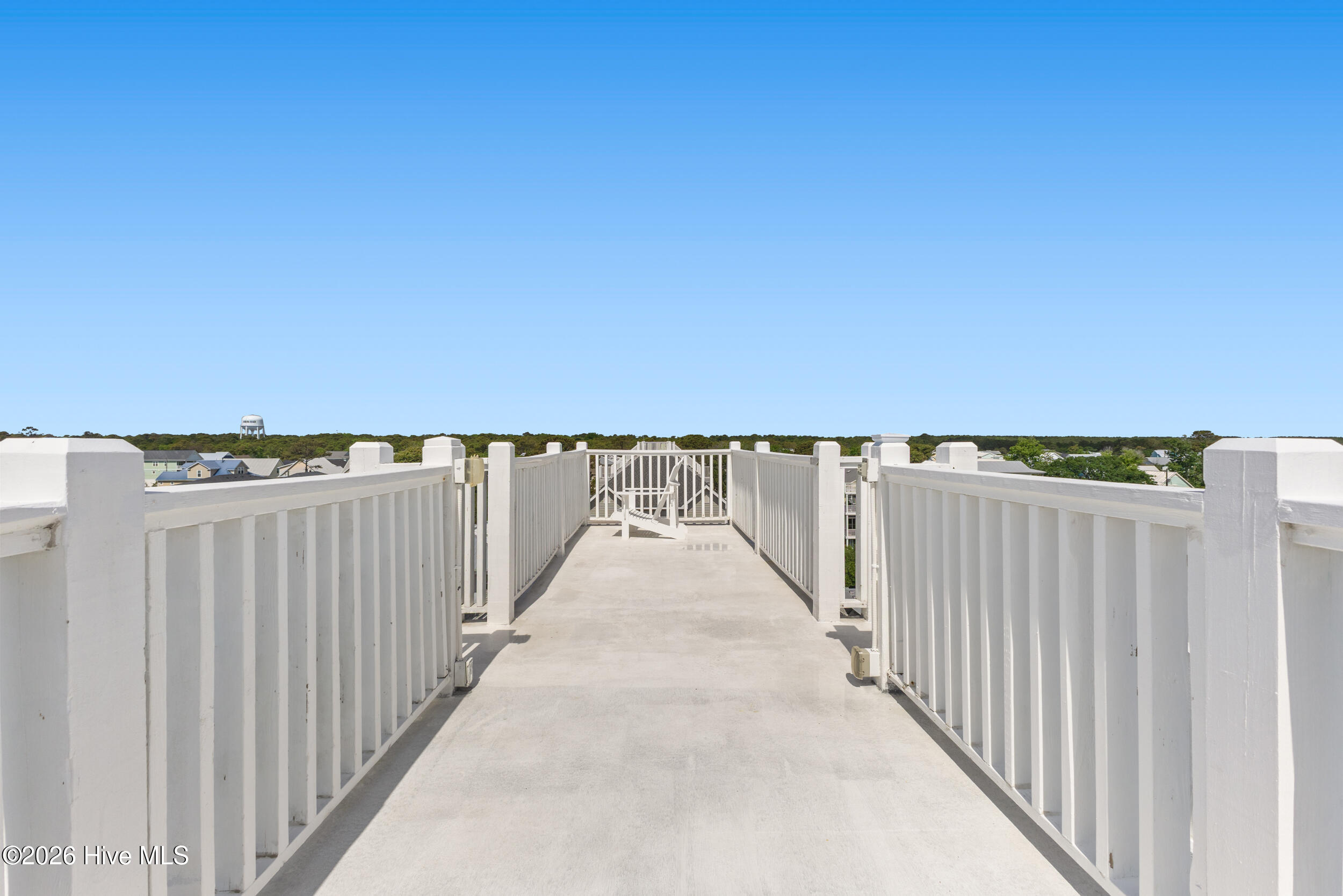 100559855 | Photo 41