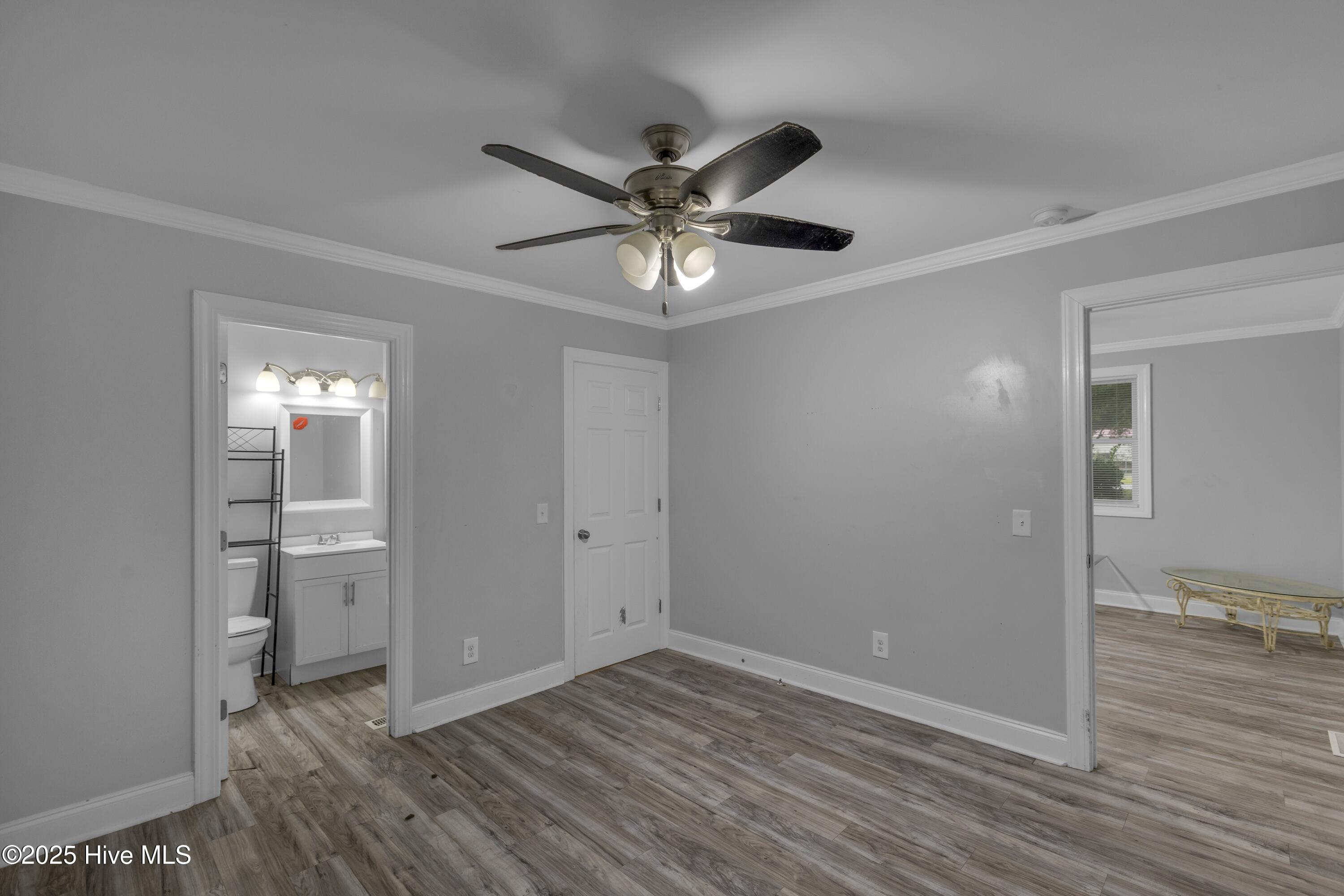 100538970 | Photo 15