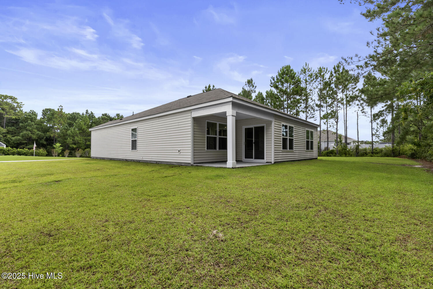 100527652 | Photo 26