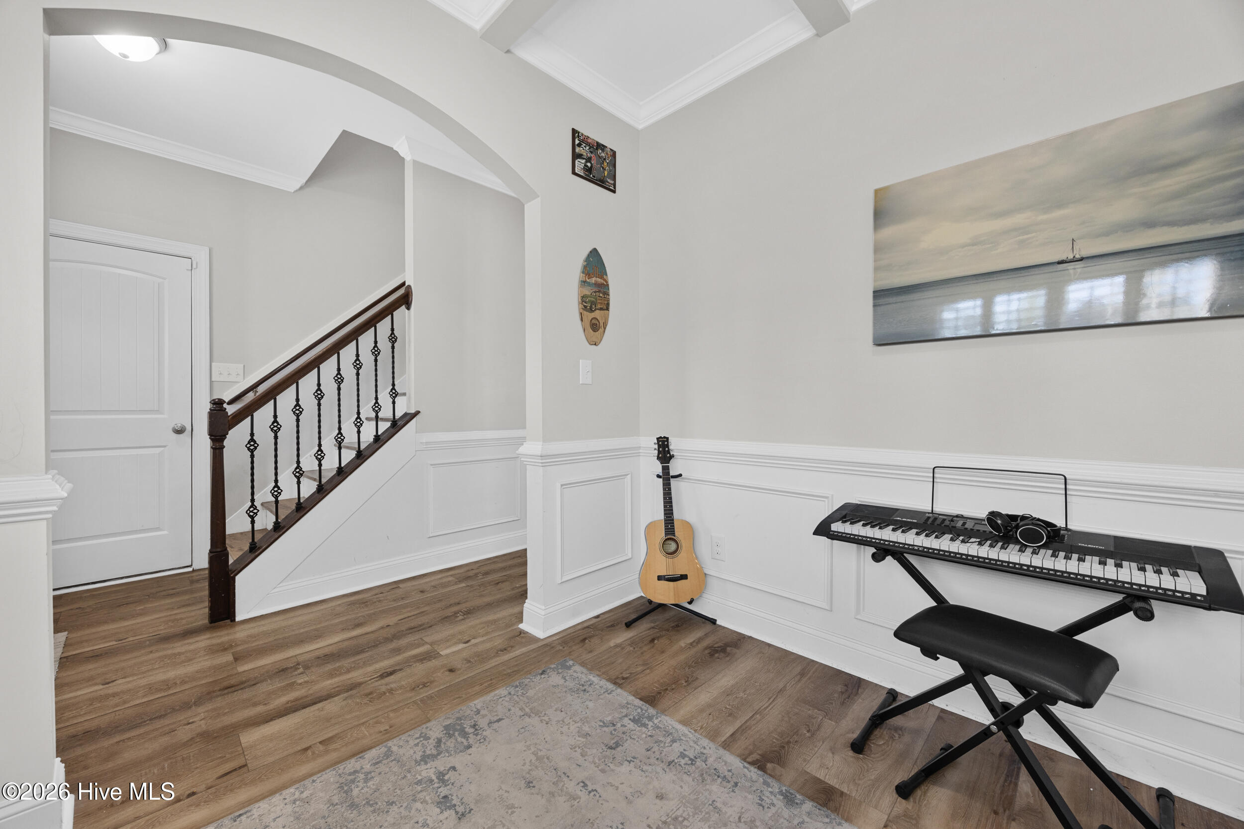 100564853 | Photo 10