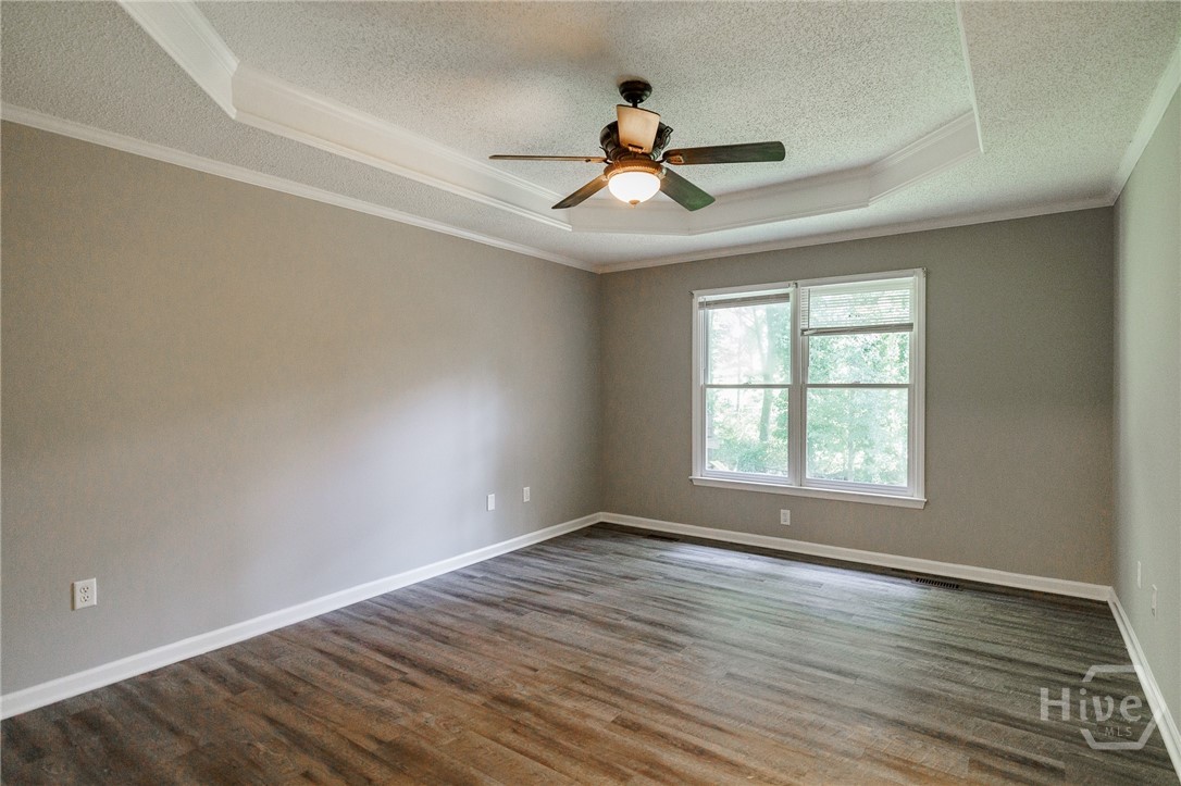 1220 Twelve Oaks Circle