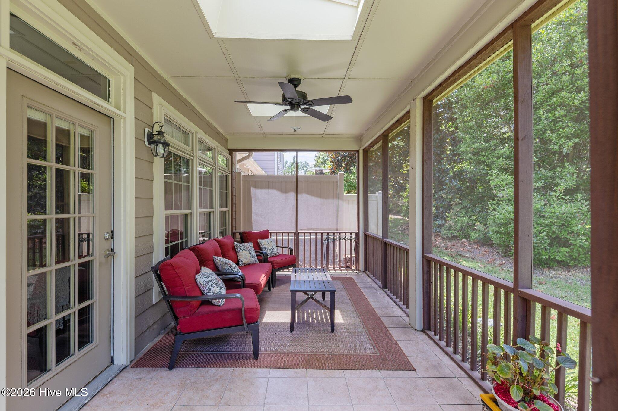 44-web-or-mls-707A2899