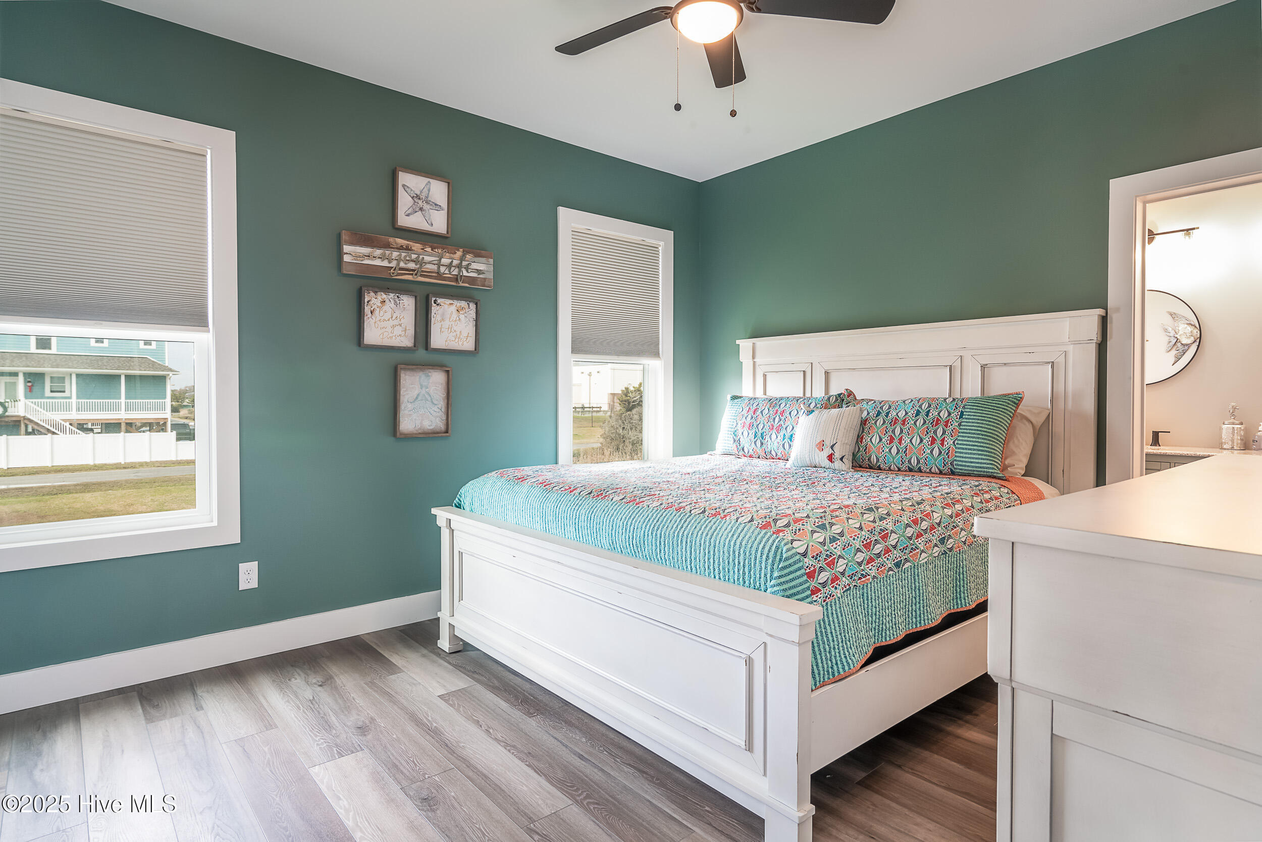 100524208 | Photo 17