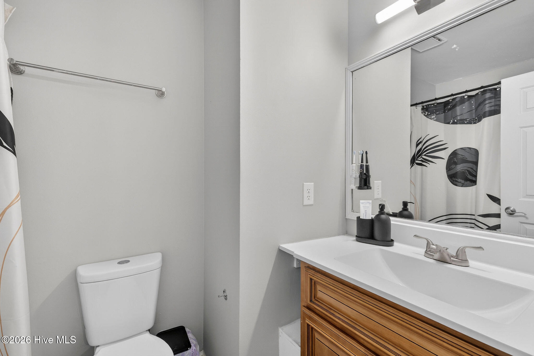 100555356 | Photo 28