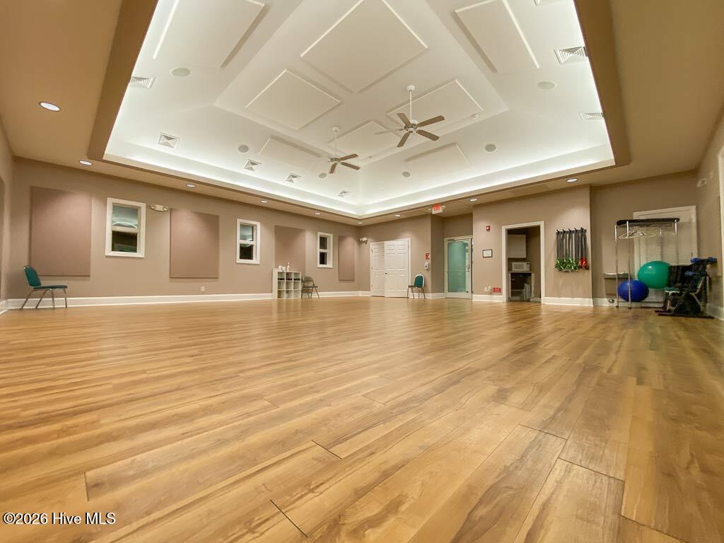 100562919 | Photo 91