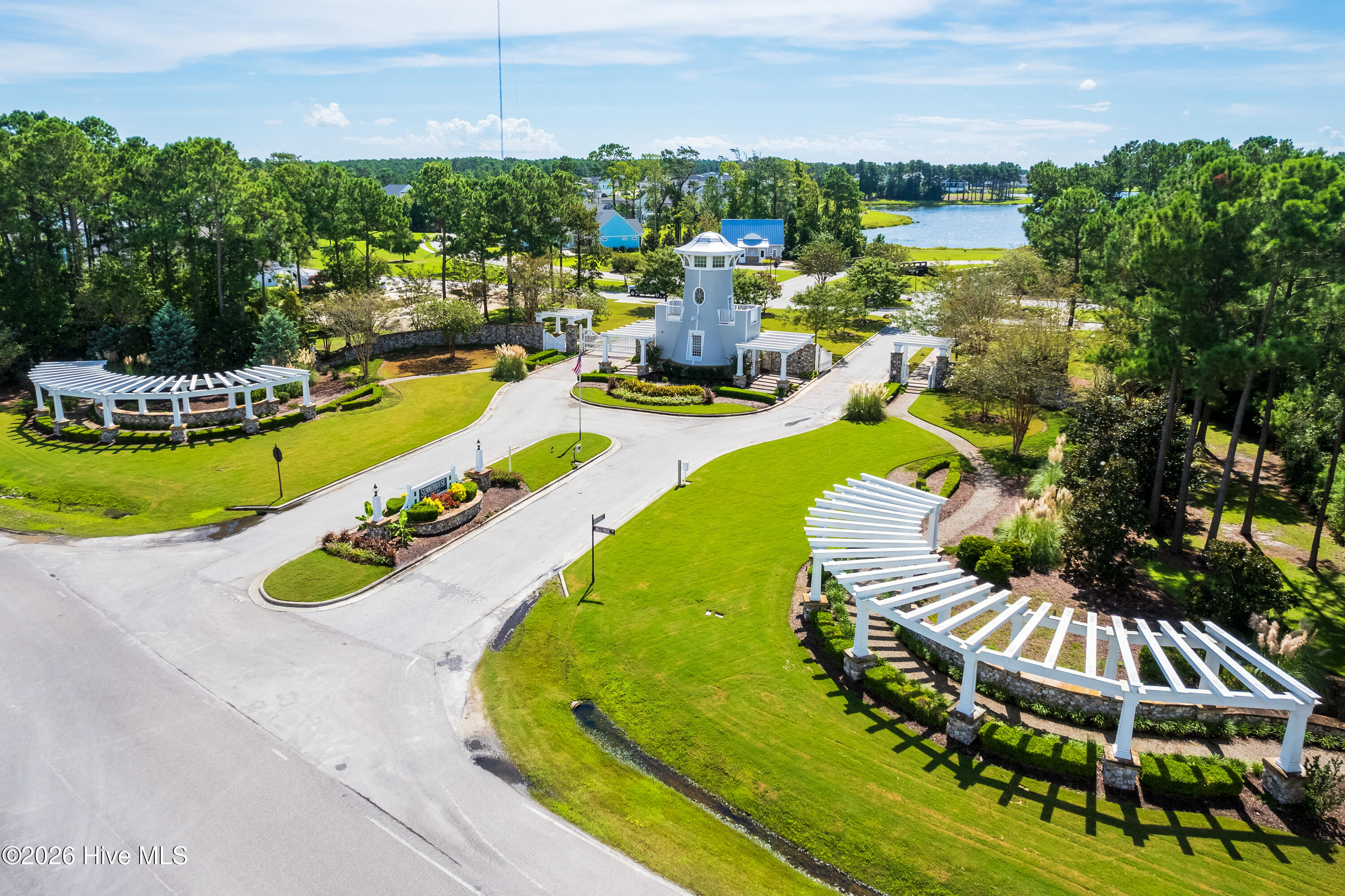 100555152 | Photo 51