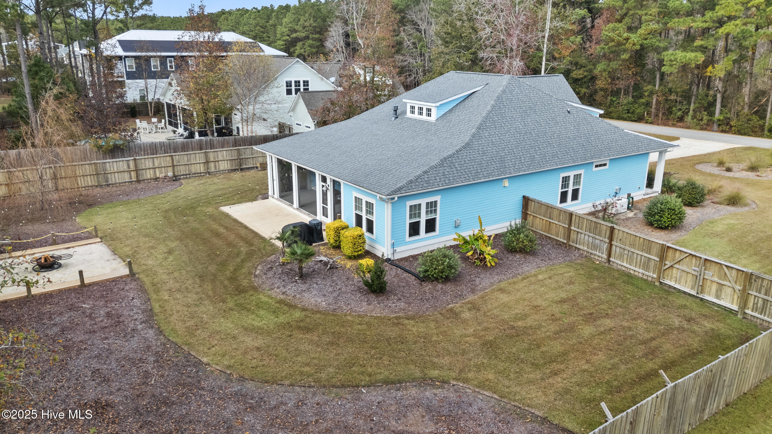 100544586 | Photo 65