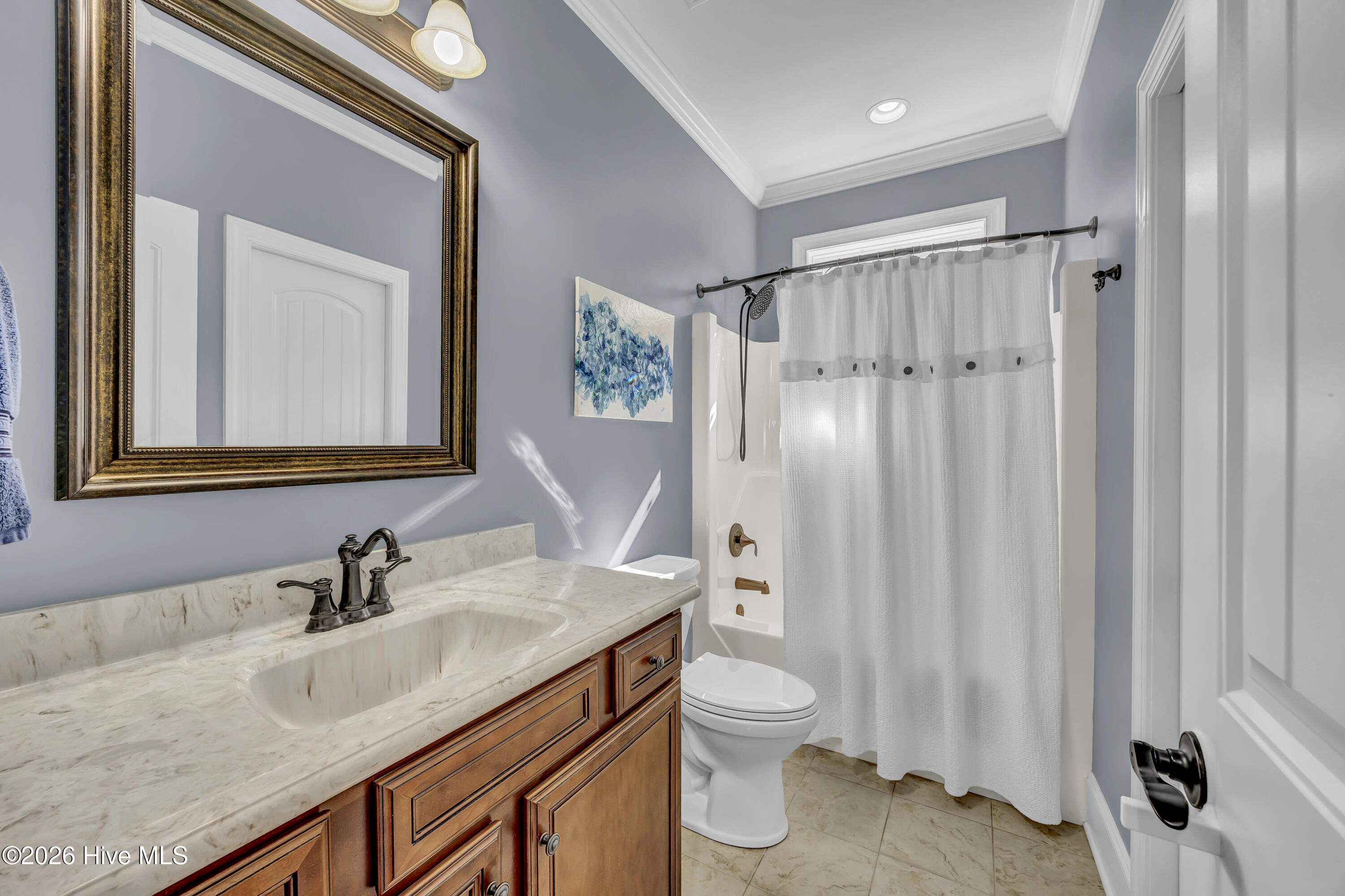 100554141 | Photo 21