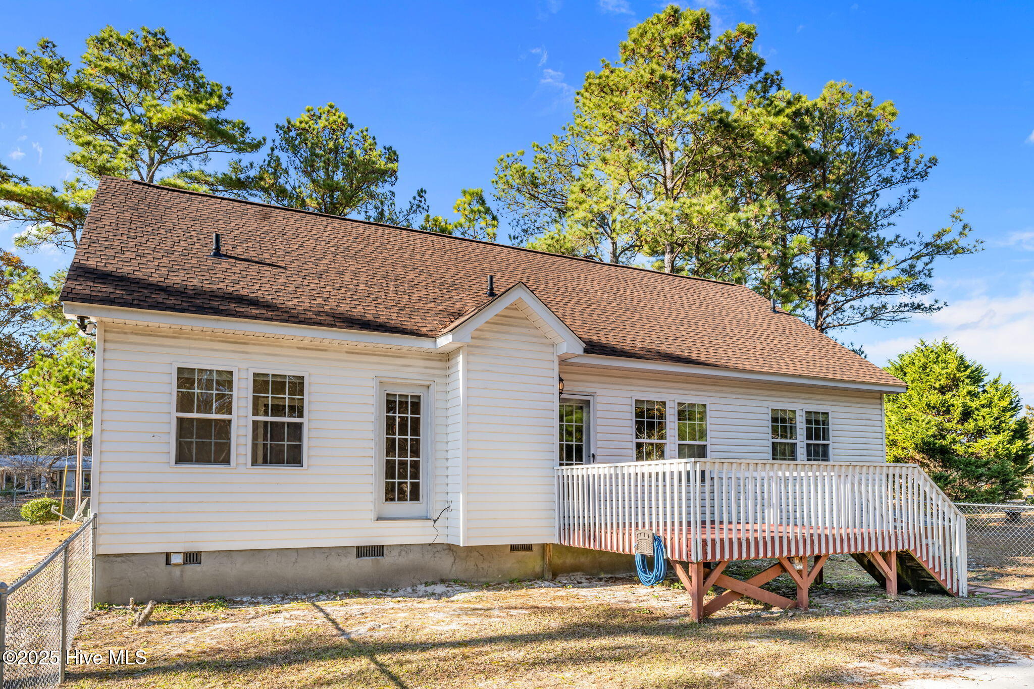 100542743 | Photo 40