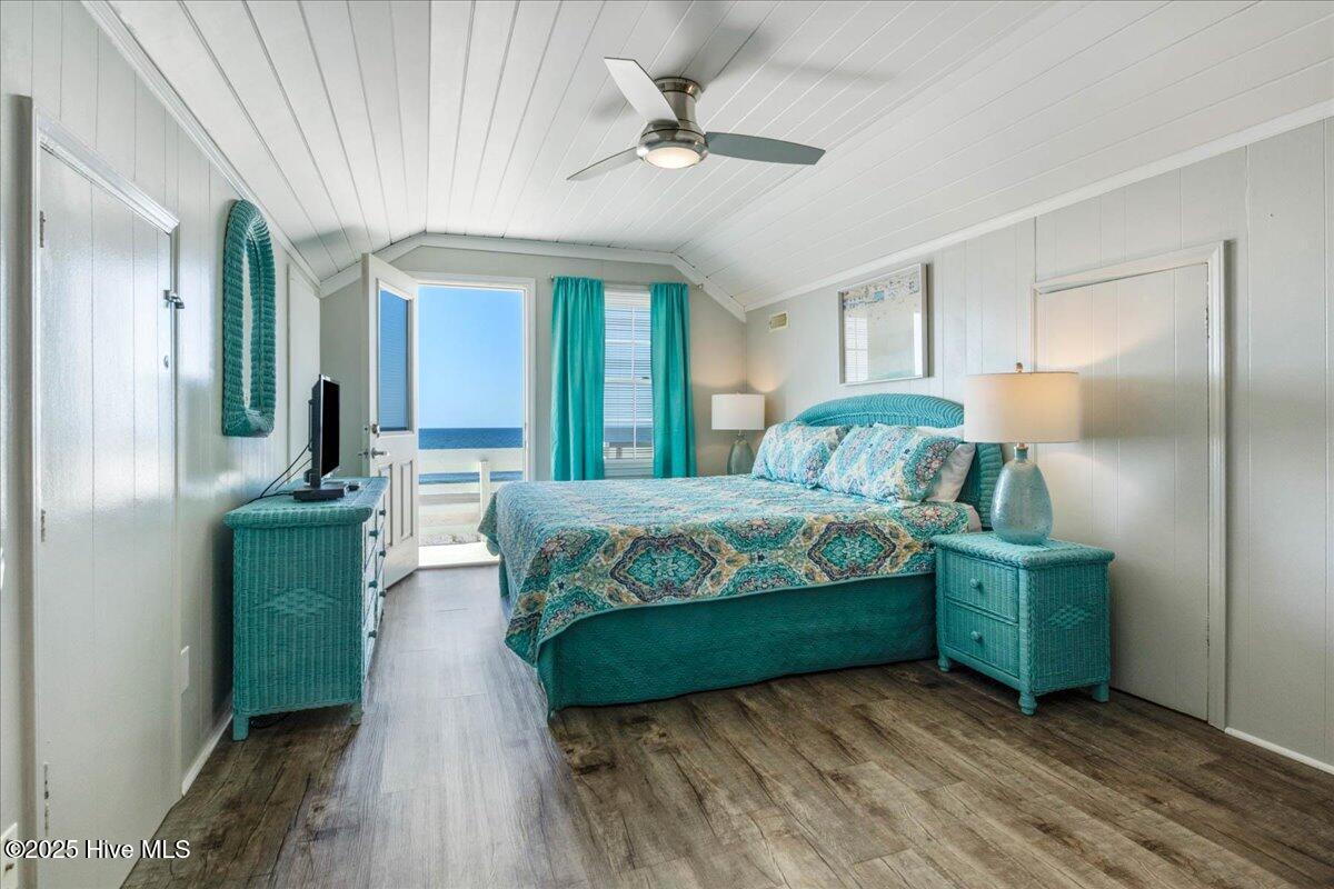 100550823 | Photo 34