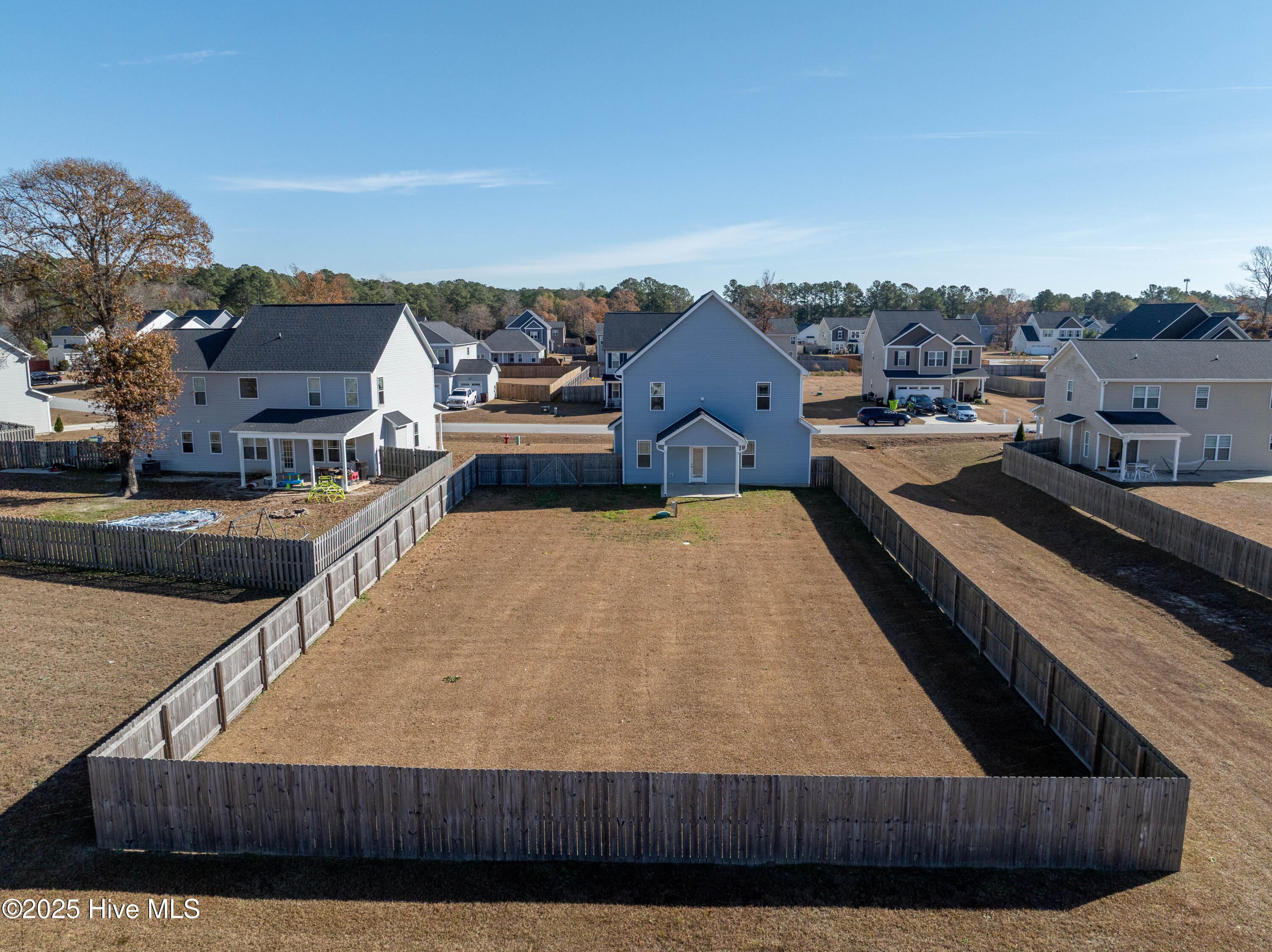 100545262 | Photo 46