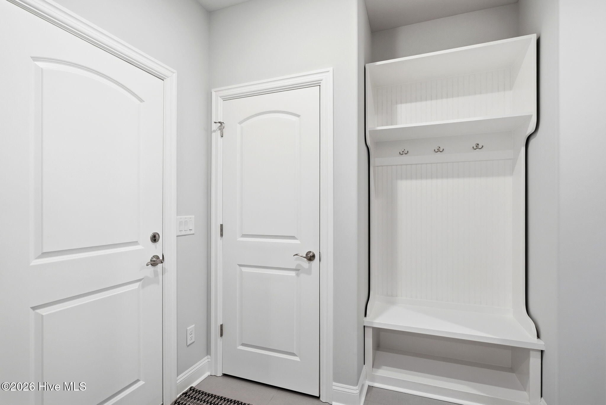 100555093 | Photo 42