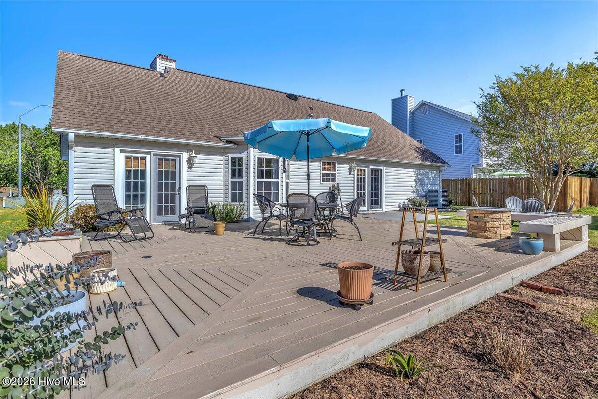 100565579 | Photo 50