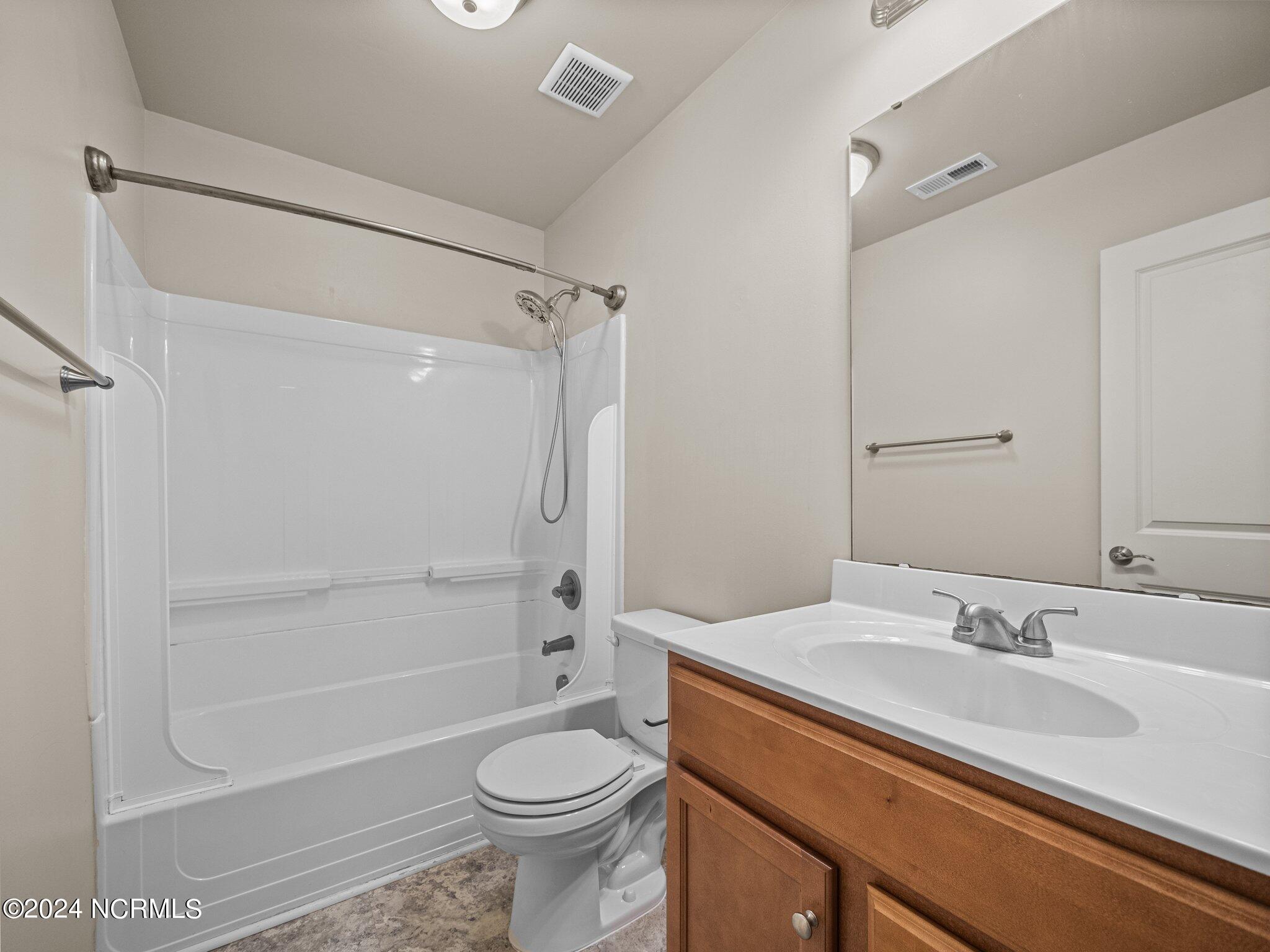 401 Sullivan Loop Road,Midway Park