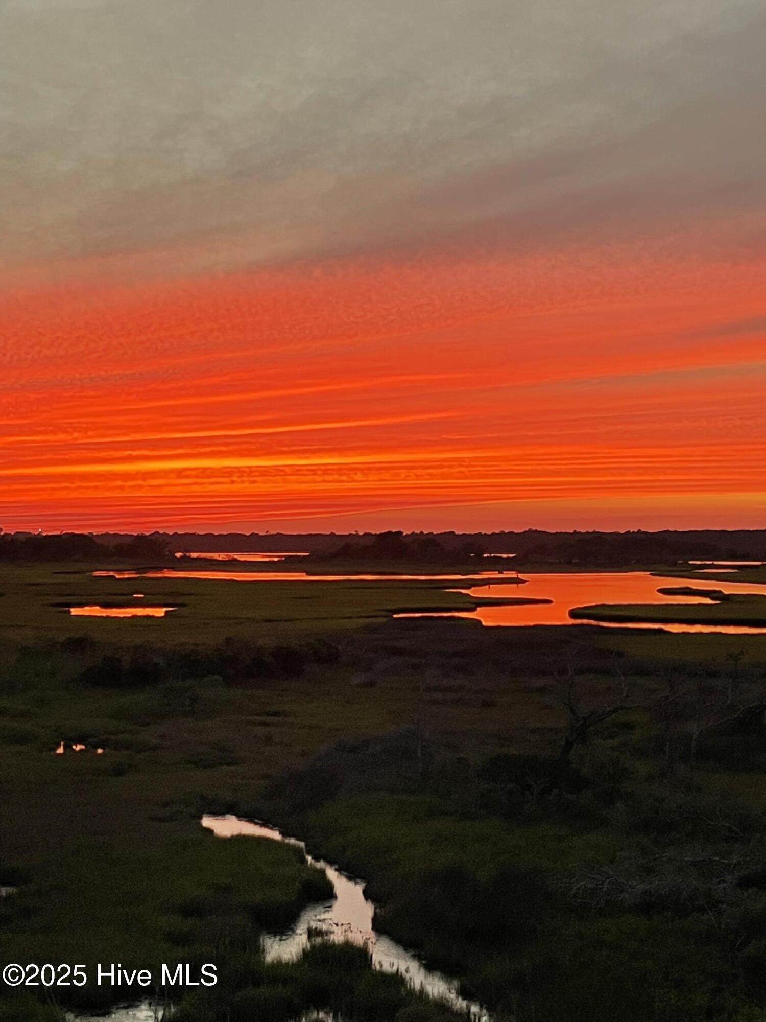 100538733 | Photo 68