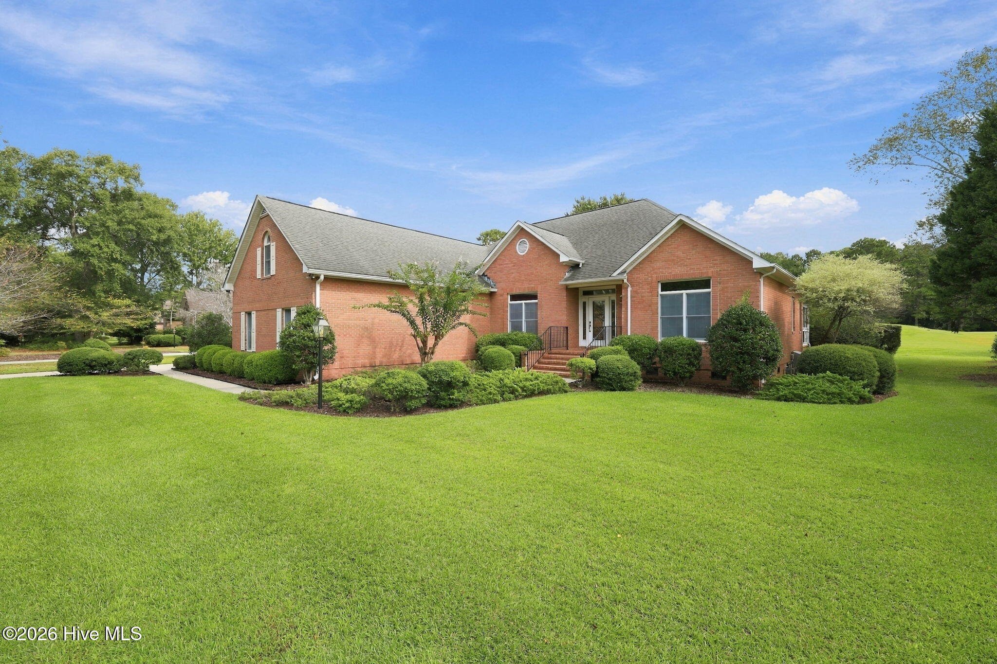 Photo 3 of Single family home for sale at 1235 Pine Valley Dr, New Bern, NC 28562 | MLS# 100605602 | Listing updated on 2026-09-23