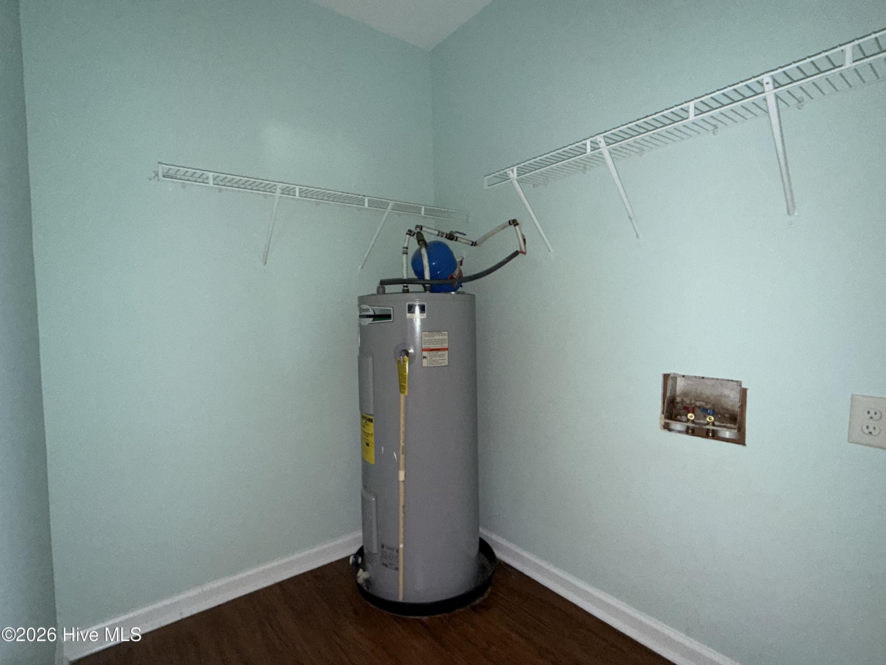 100548164 | Photo 13