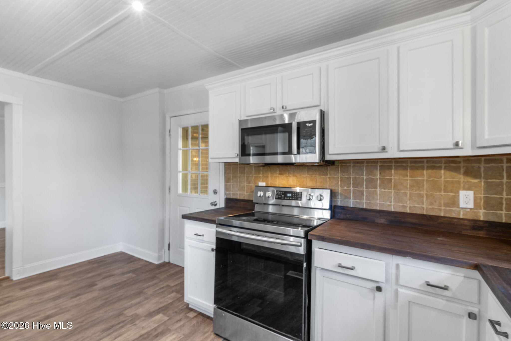 800 Little John Avenue, Jacksonville, NC, 28546