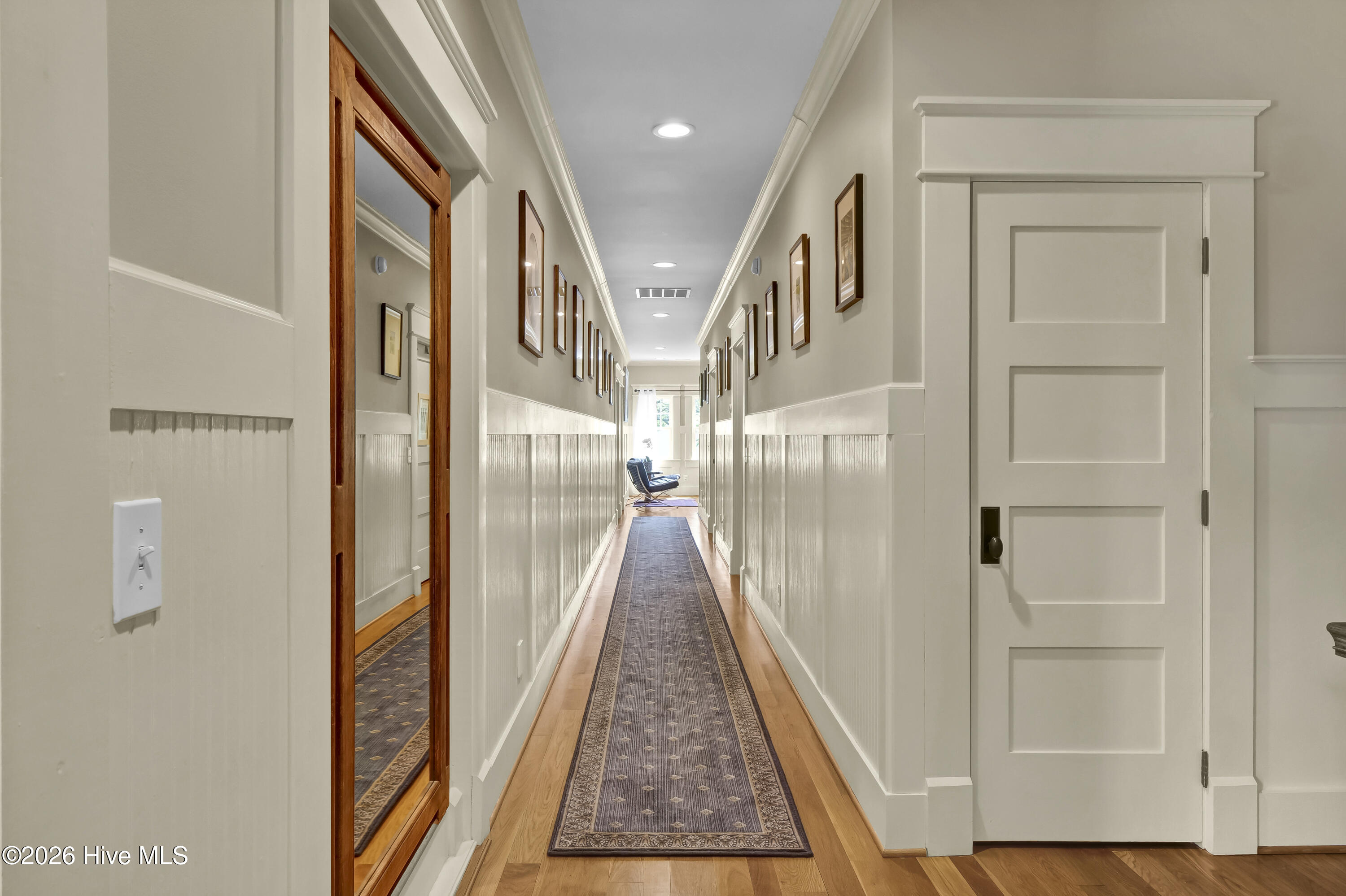 100552686 | Photo 41