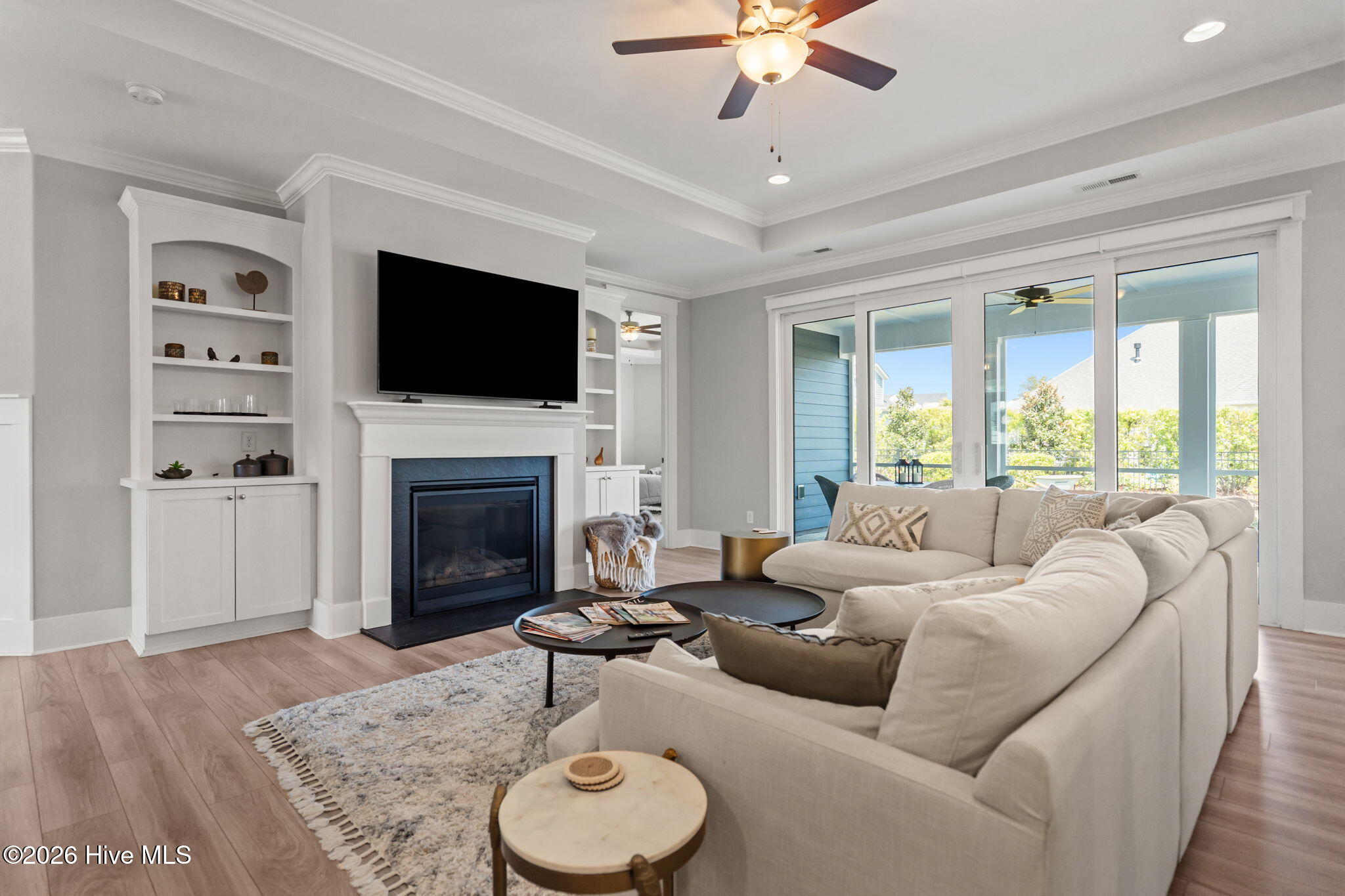 100567182 | Photo 29