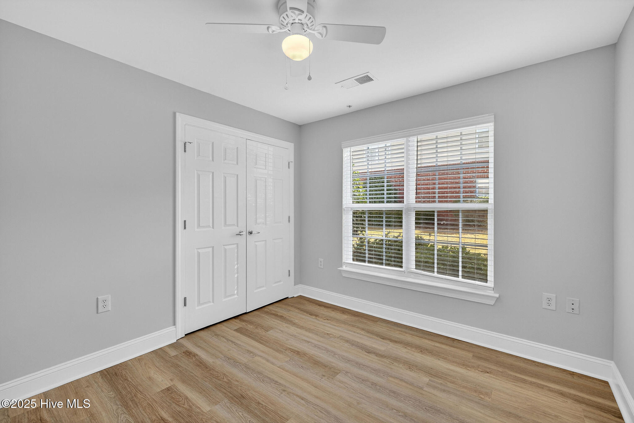 100517660 | Photo 15