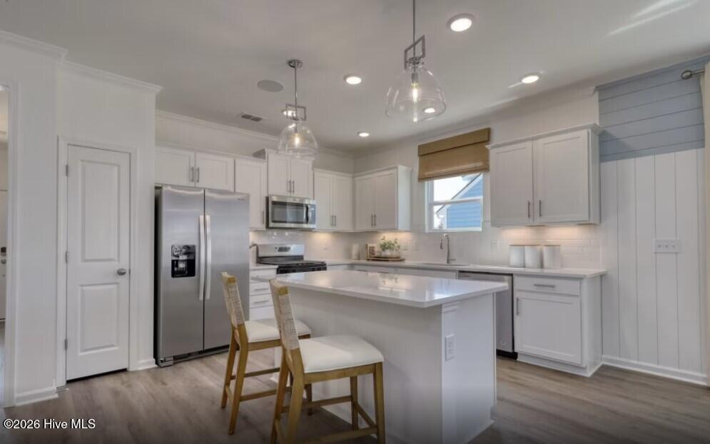 100557105 | Photo 11