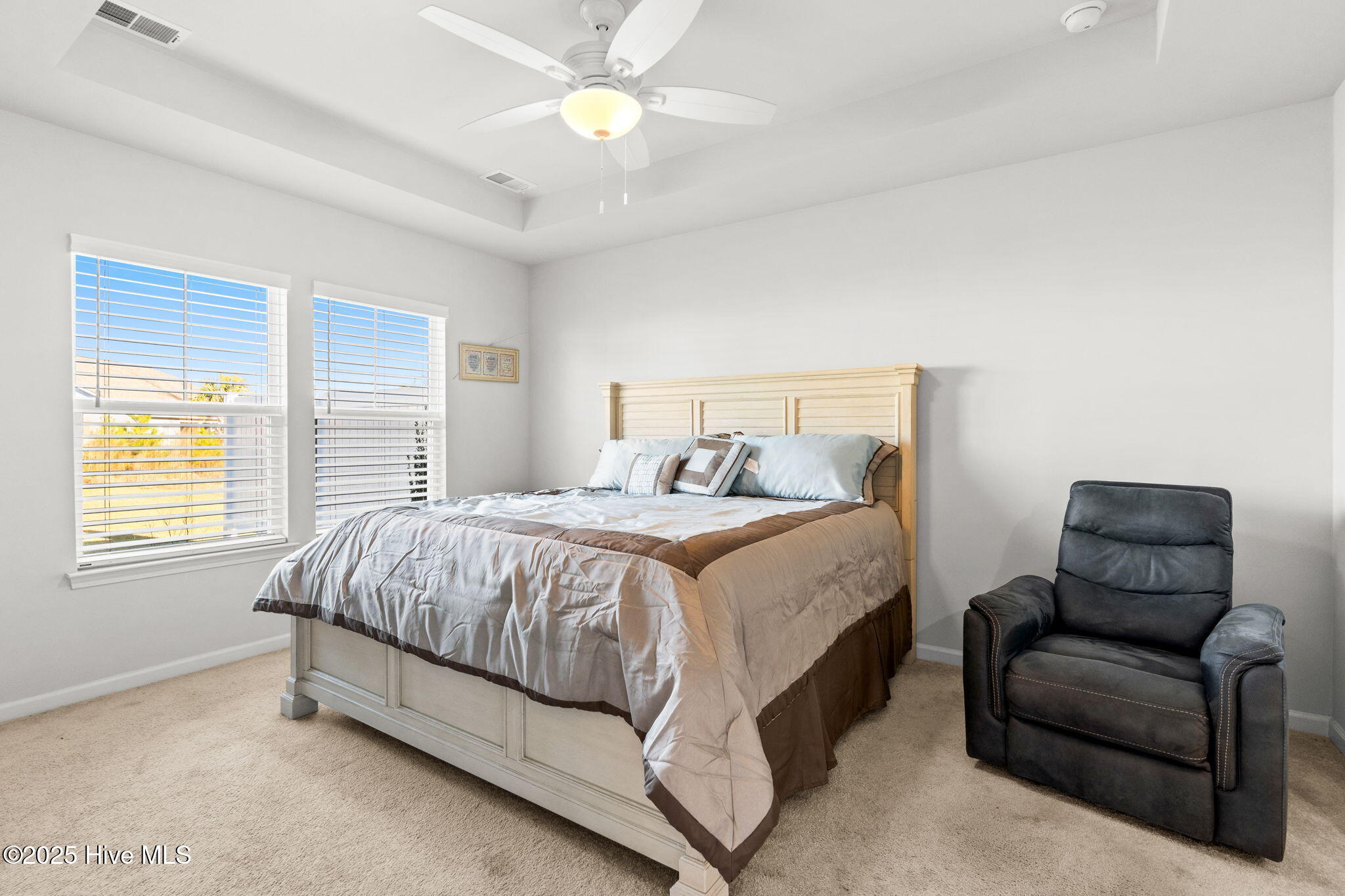 100495537 | Photo 19