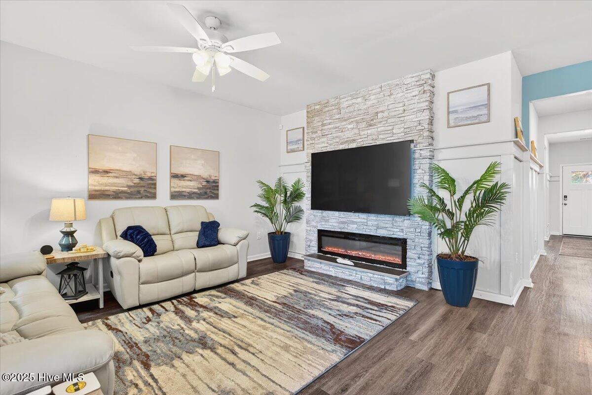 100542039 | Photo 10