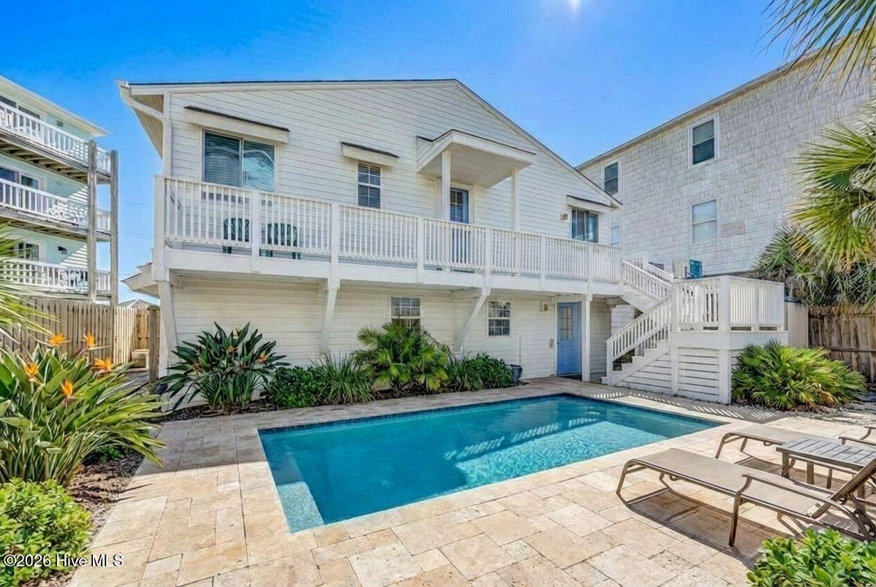 100556475 | Photo 37