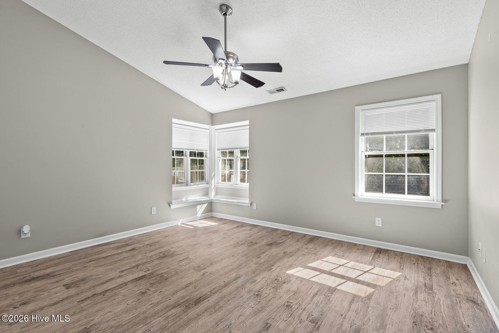 182 Raintree Circle, Jacksonville, NC 28540 – photo 16: raintree-16