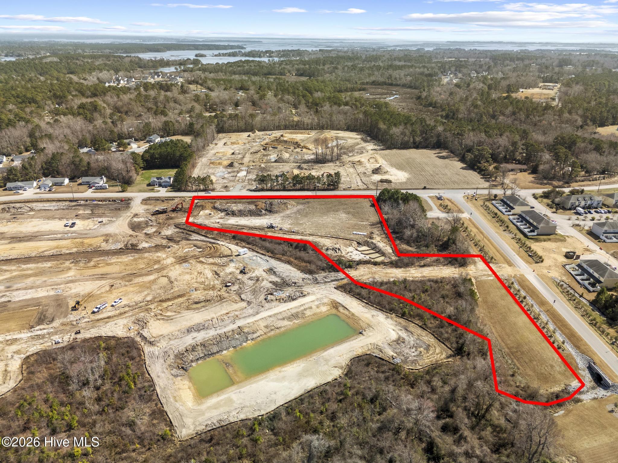 000 Queens Creek Road,Hubert