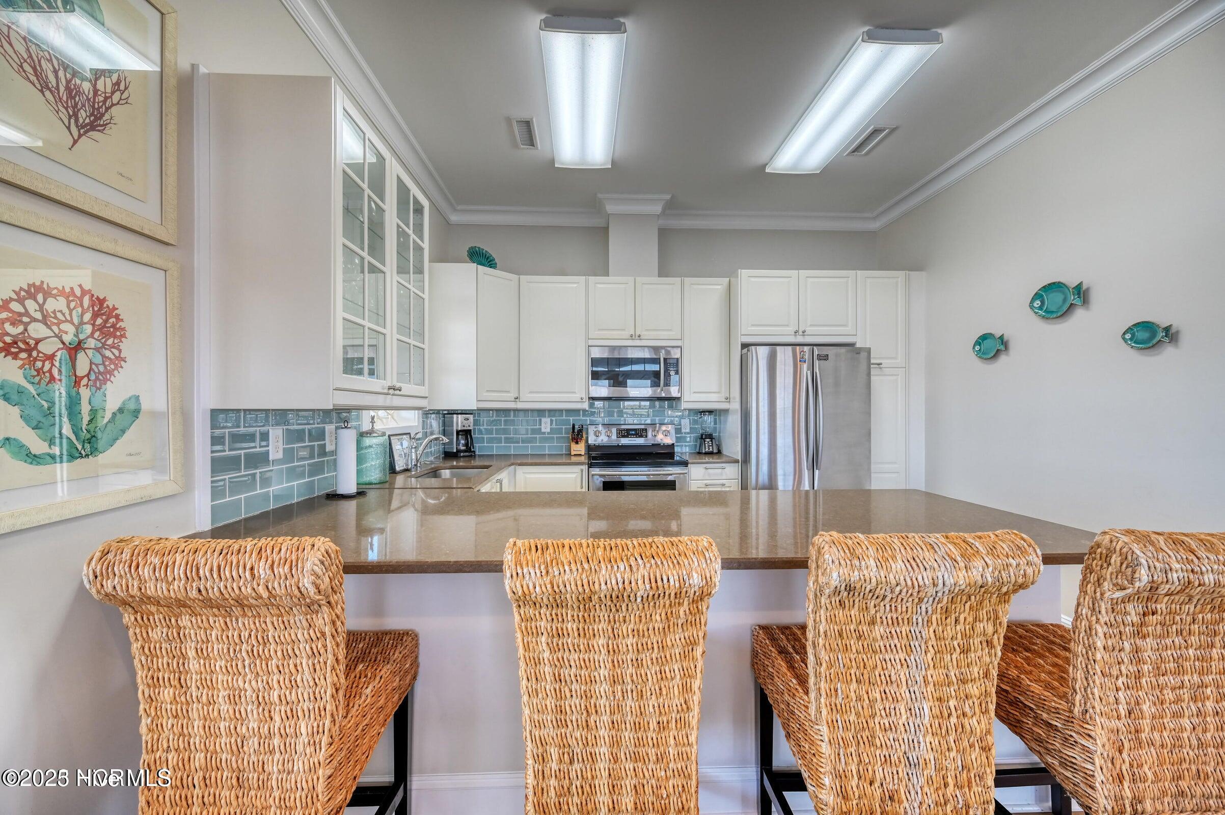 100514577 | Photo 33