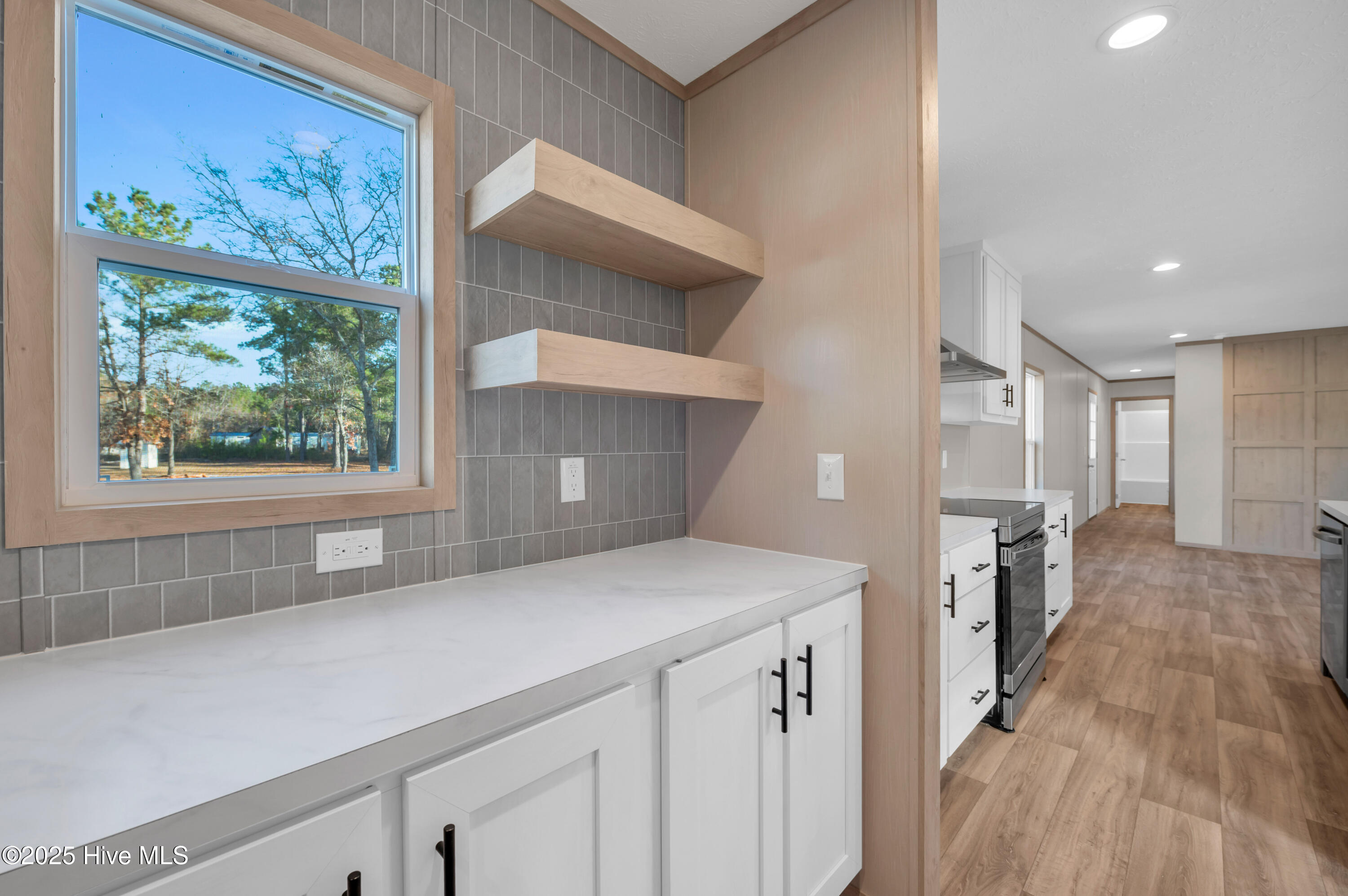 100545094 | Photo 20