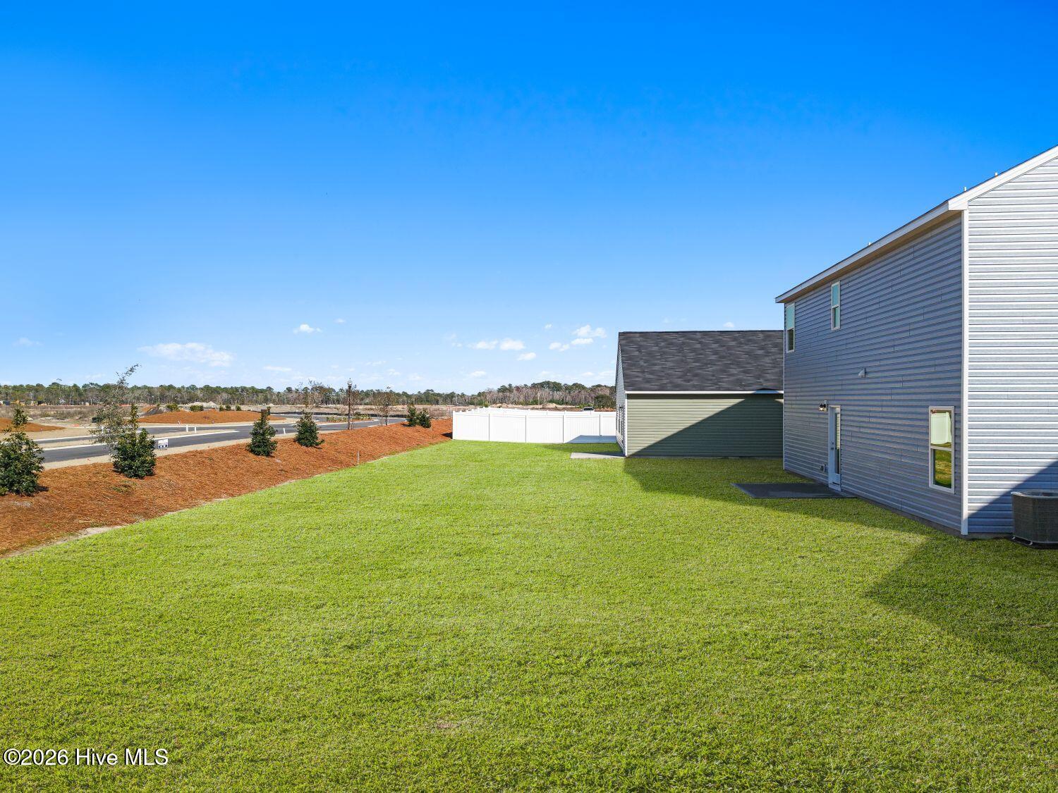 100535209 | Photo 16