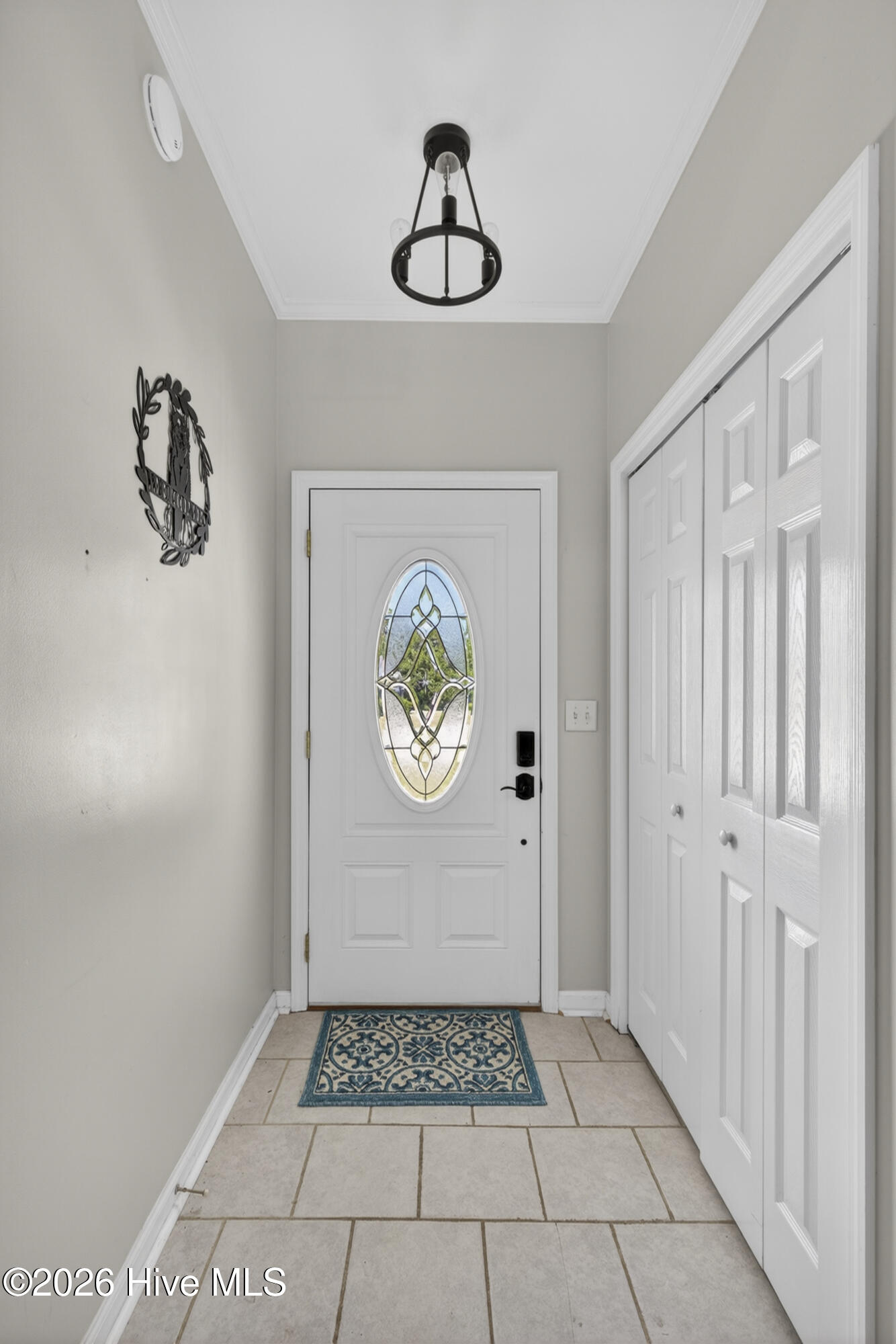 100570330 | Photo 14