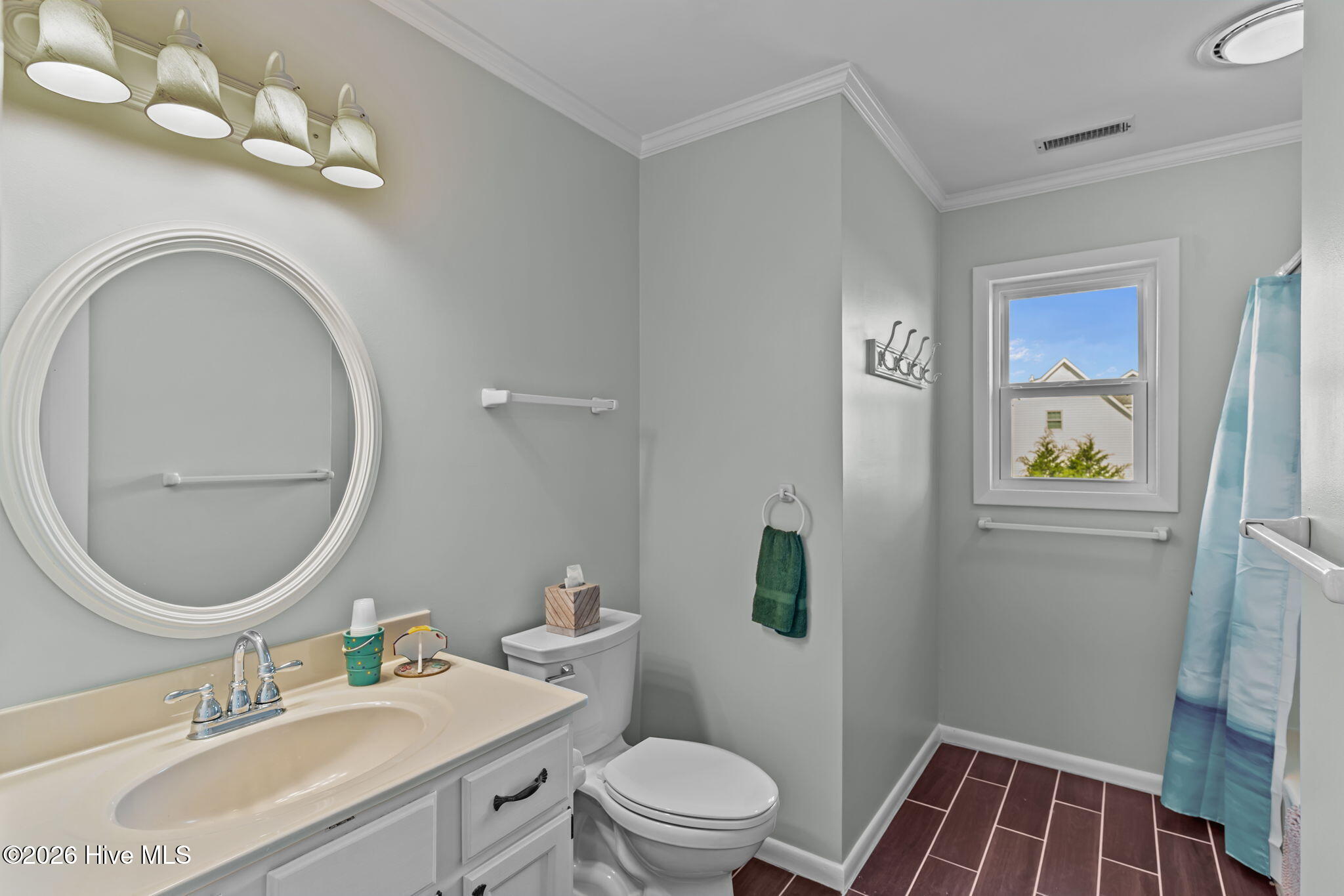 100553144 | Photo 31