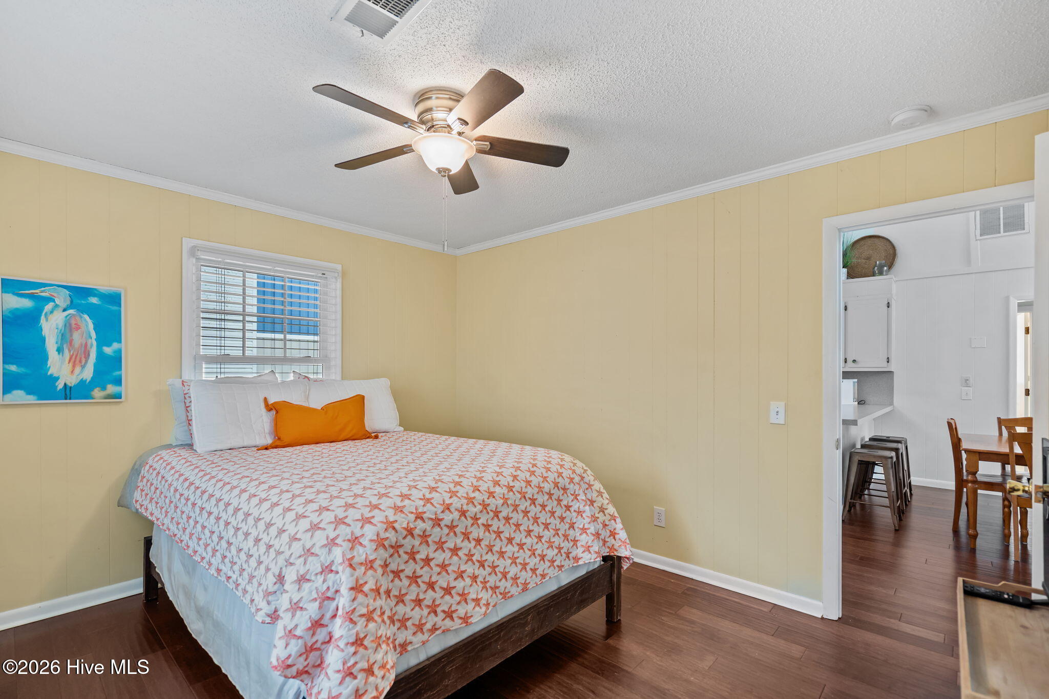 100543033 | Photo 26