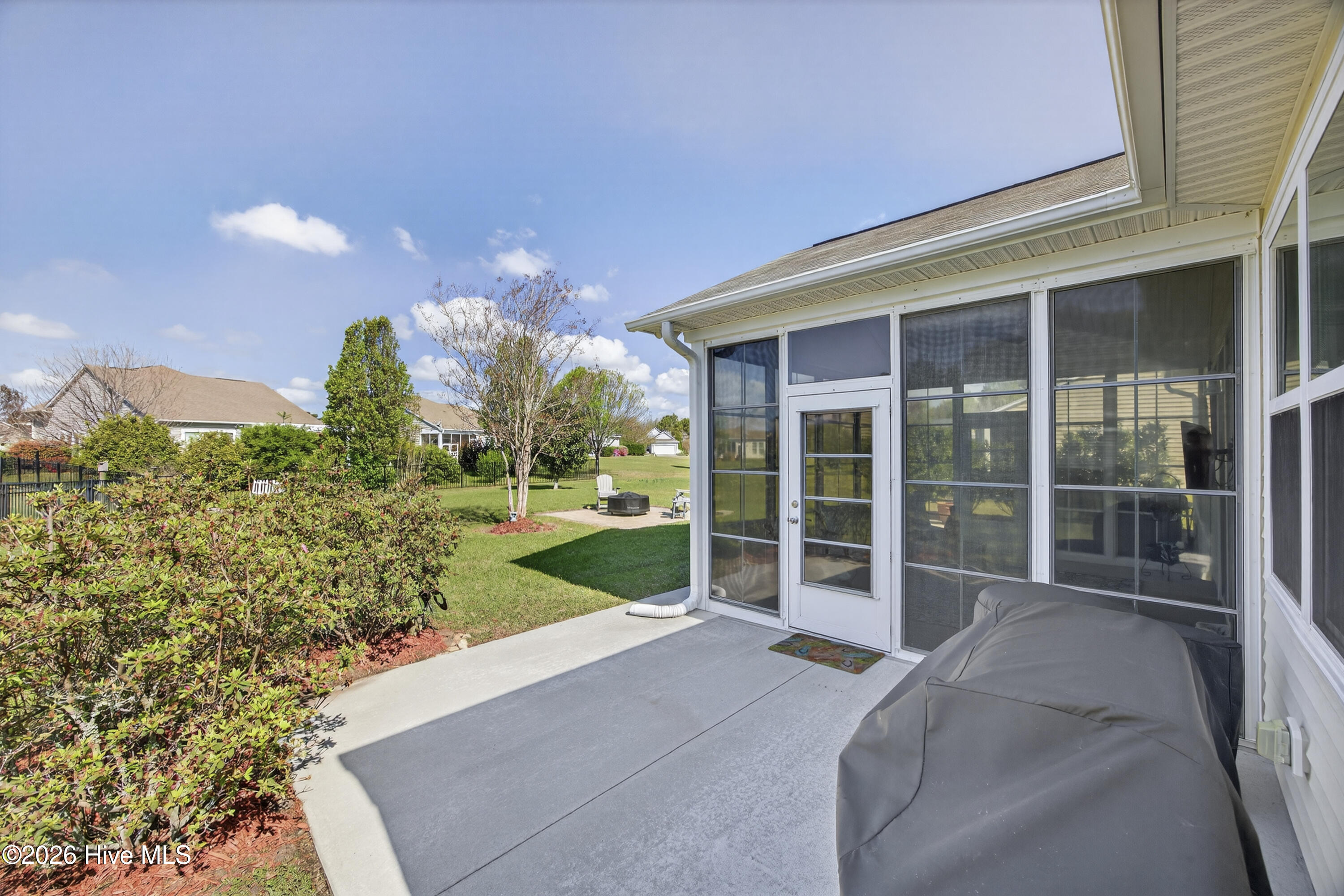 100564914 | Photo 37