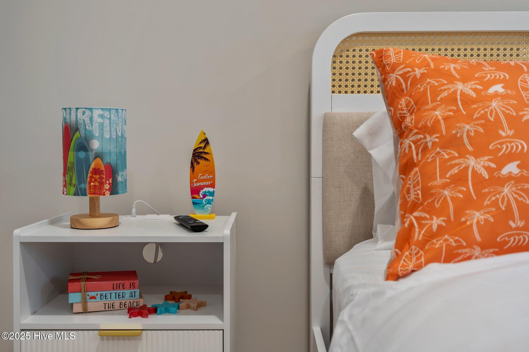 100519500 | Photo 60