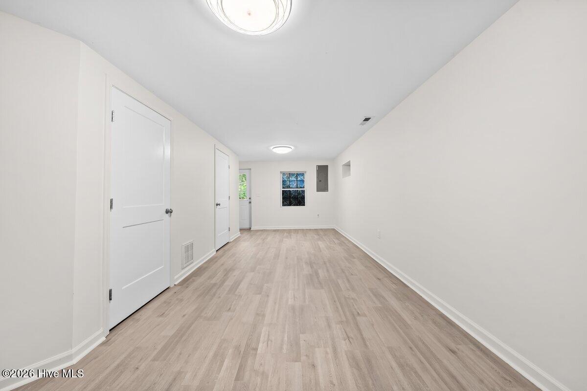 405 Elm Street