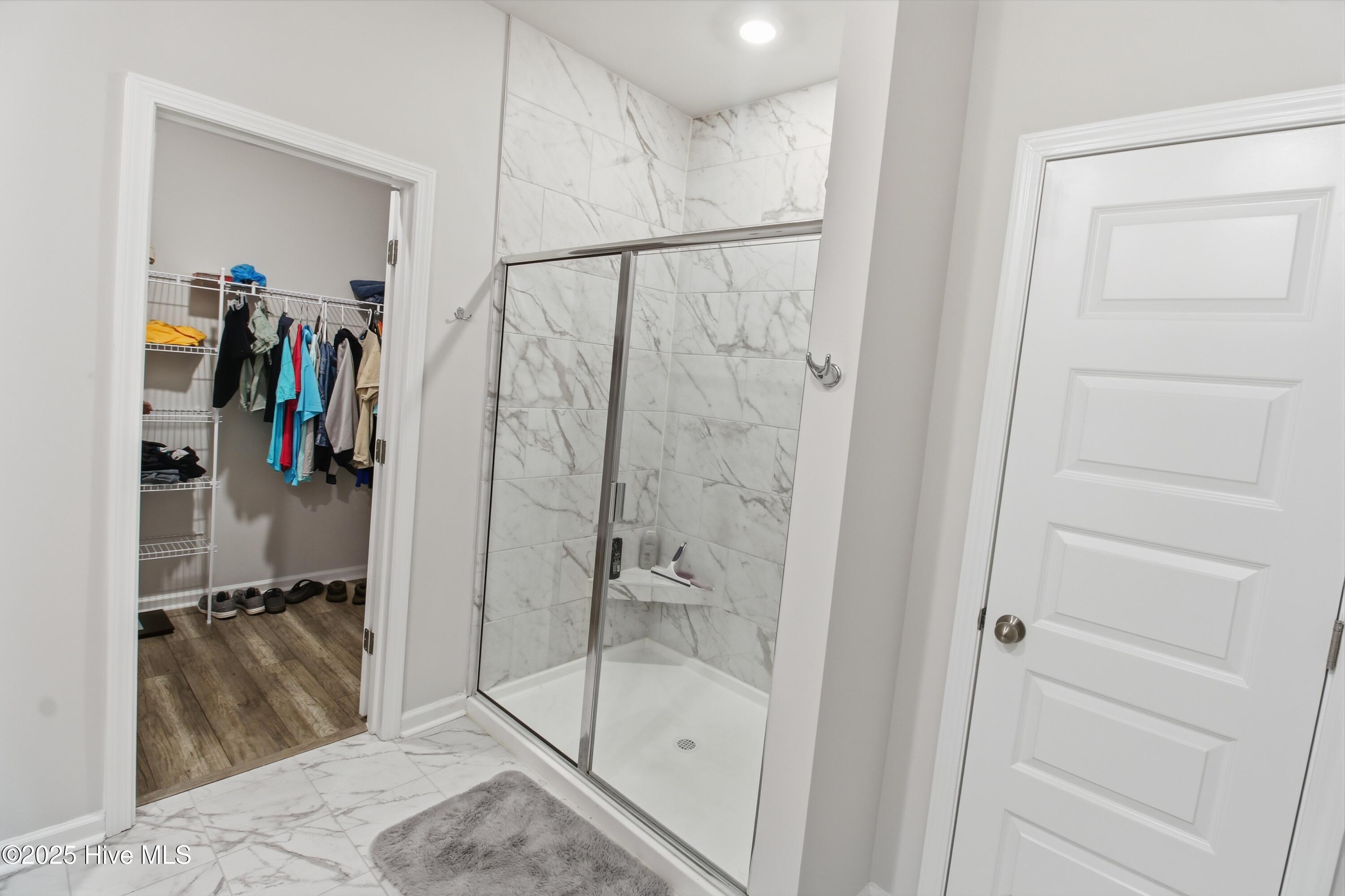 100538754 | Photo 19