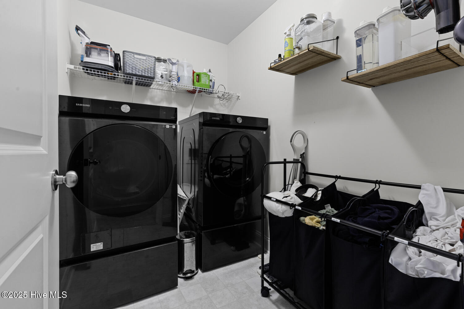 100519985 | Photo 21