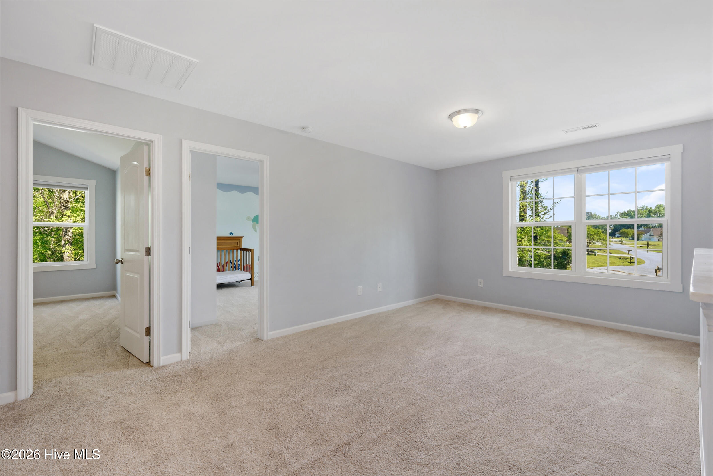 100567487 | Photo 10