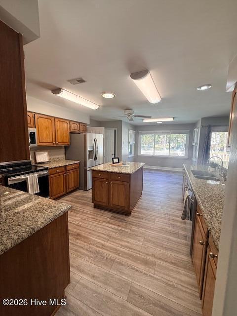 402 Crestwood Drive,Newport