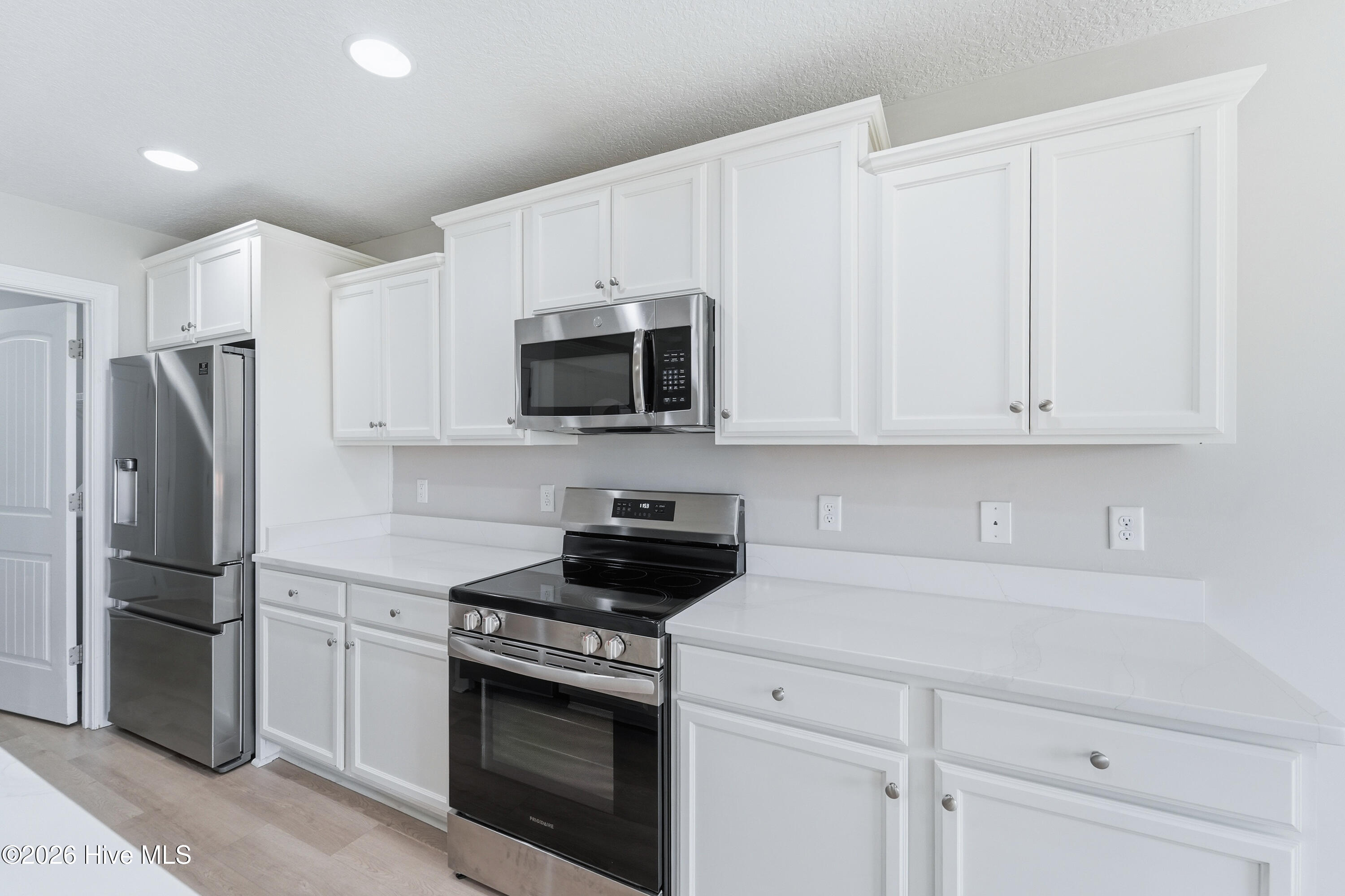 100570478 | Photo 18