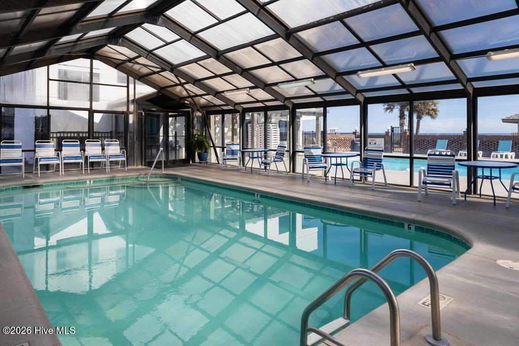 100552716 | Photo 25