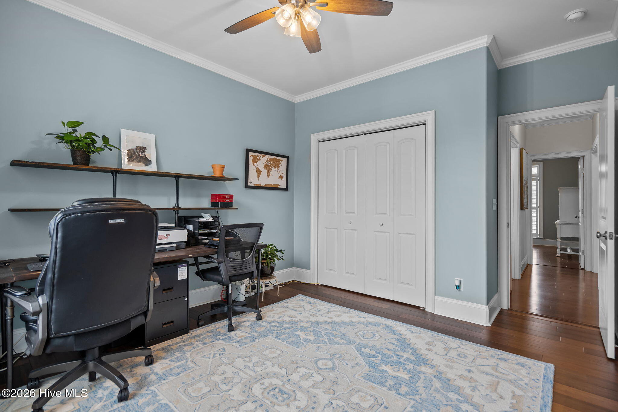 100564215 | Photo 33