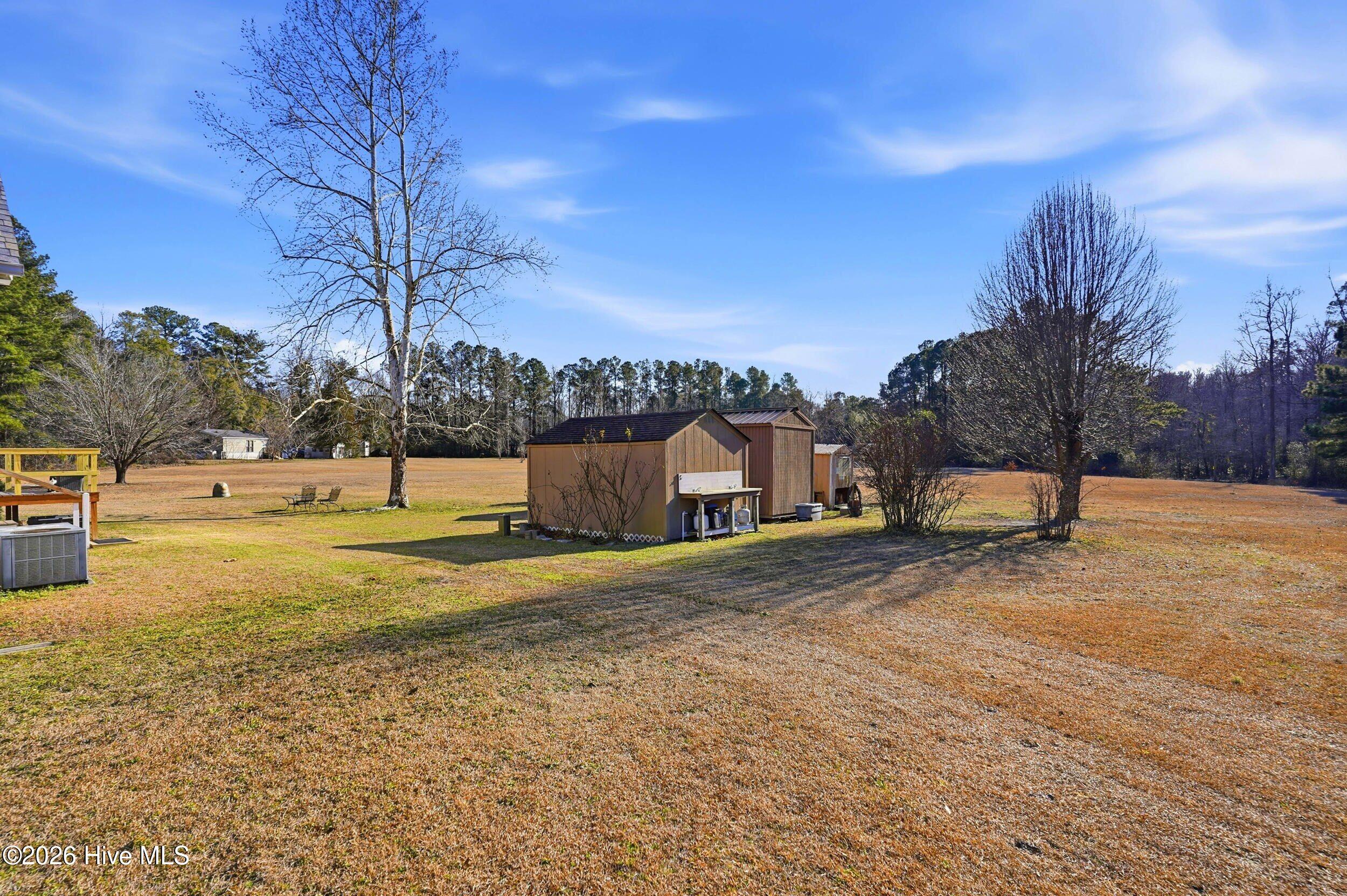 100551882 | Photo 44