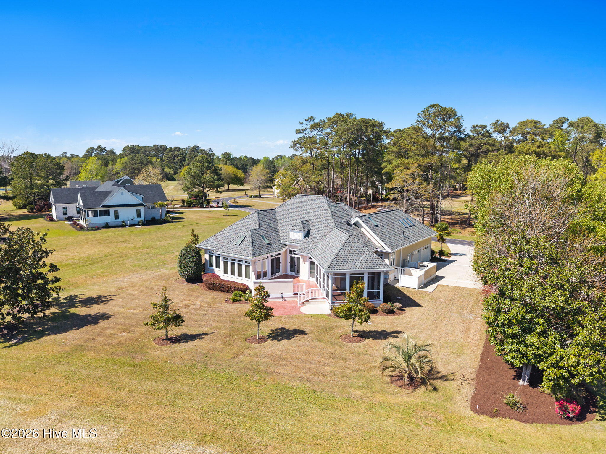 100564967 | Photo 56