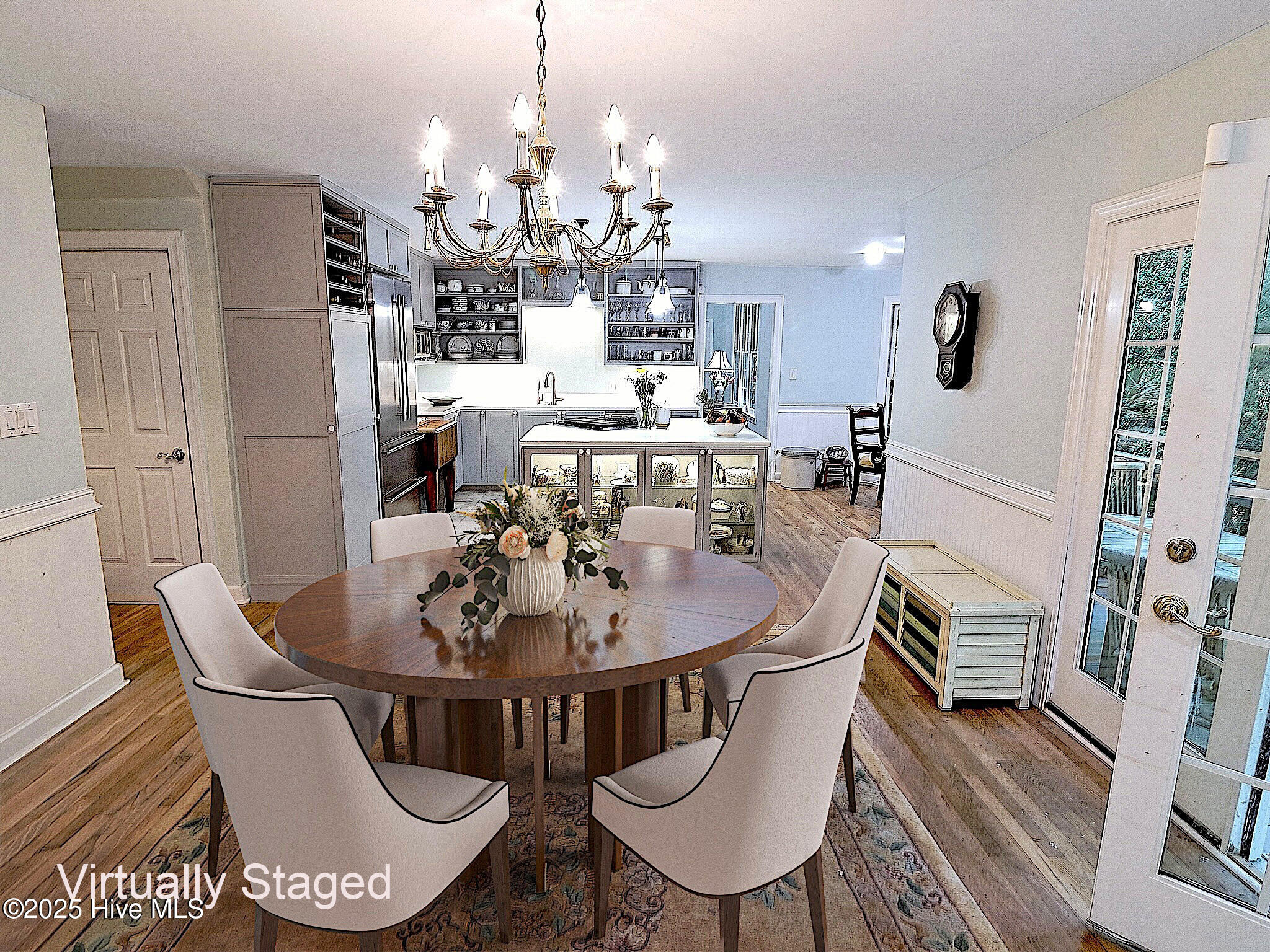 100504796 | Photo 28